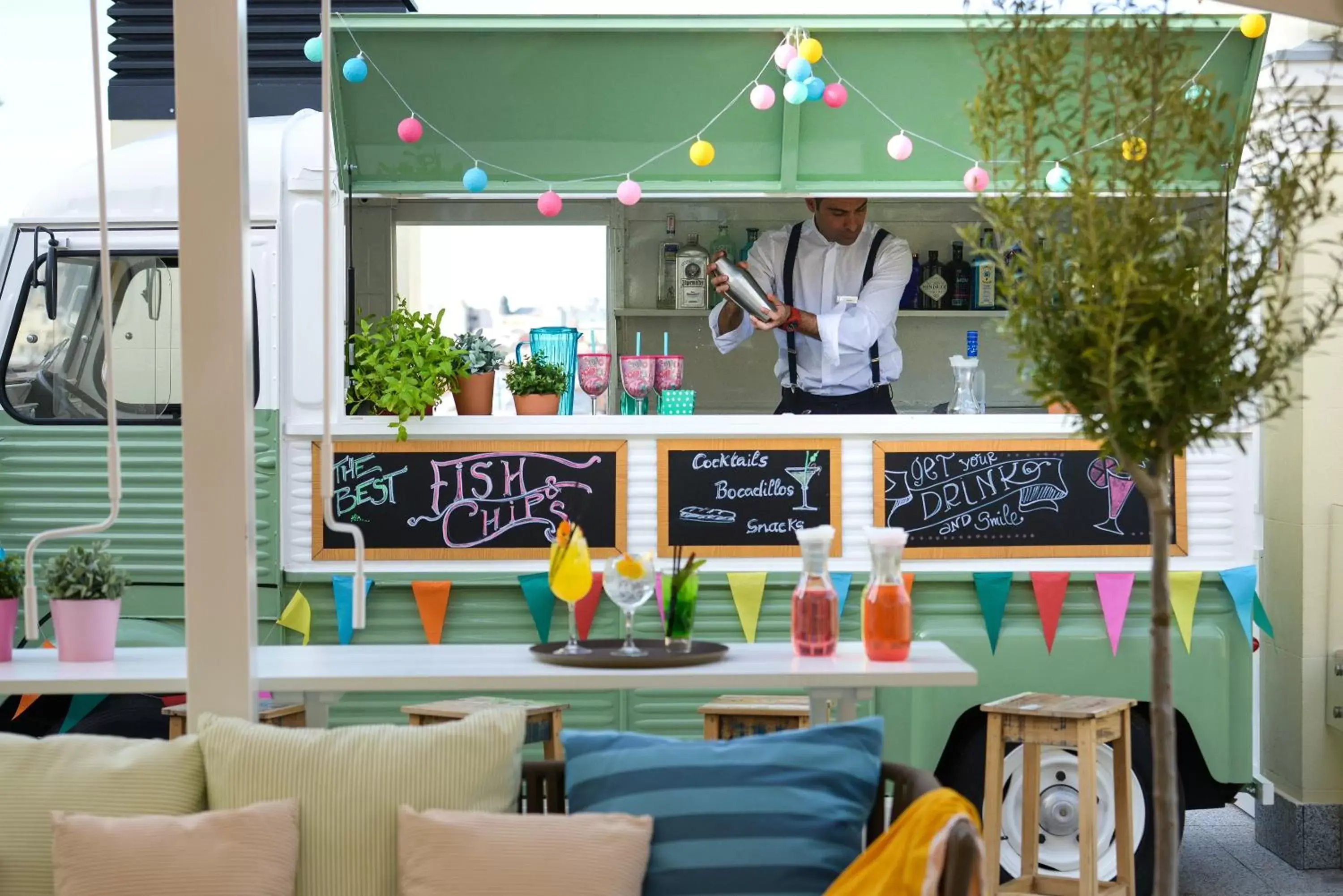 Restaurant/places to eat in Vincci The Mint Restaurant/places to eat in Vincci The Mint