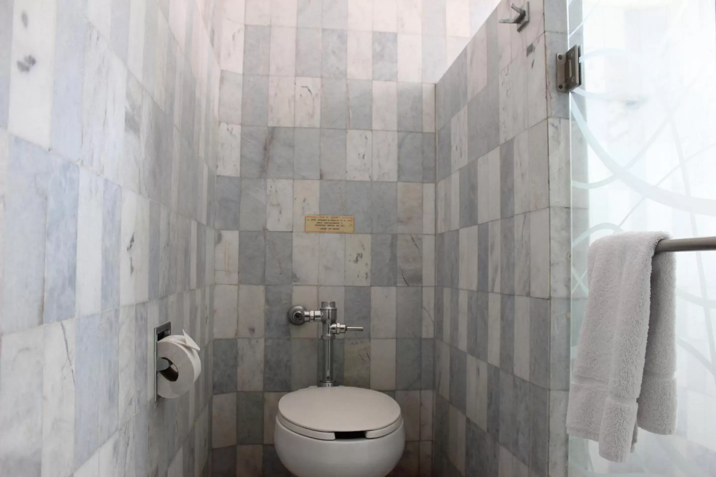 Toilet, Bathroom in Hotel Flamingo Irapuato