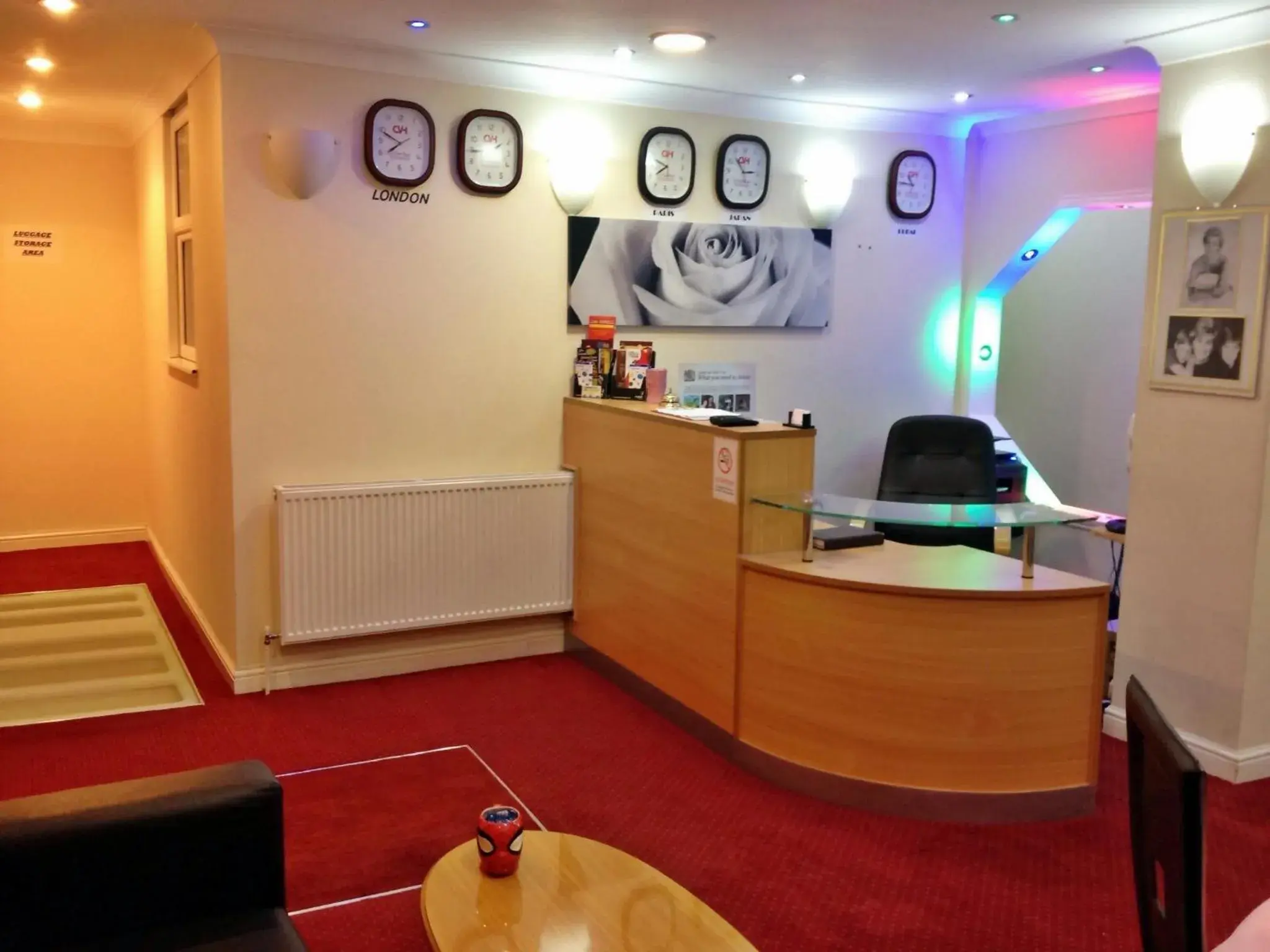 Lobby or reception in City View Hotel - Roman Road Market