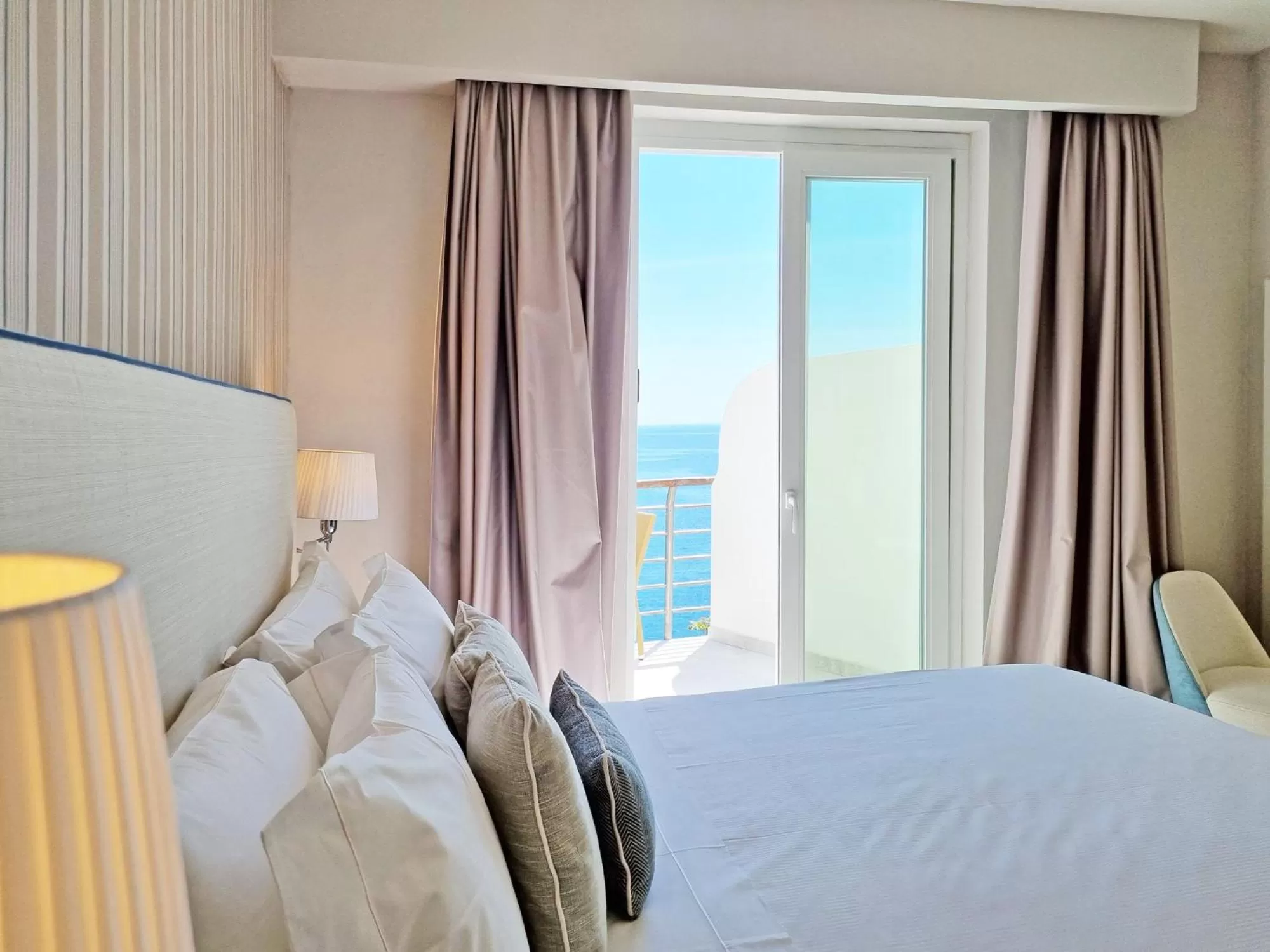 Photo of the whole room, Bed in Hotel Plaza