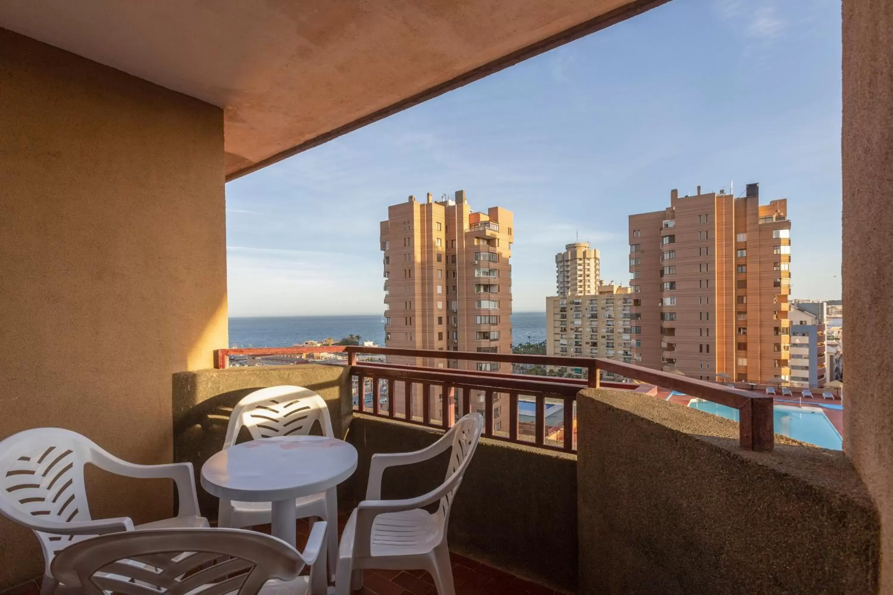 Balcony/Terrace in Las Palmeras Affiliated by FERGUS