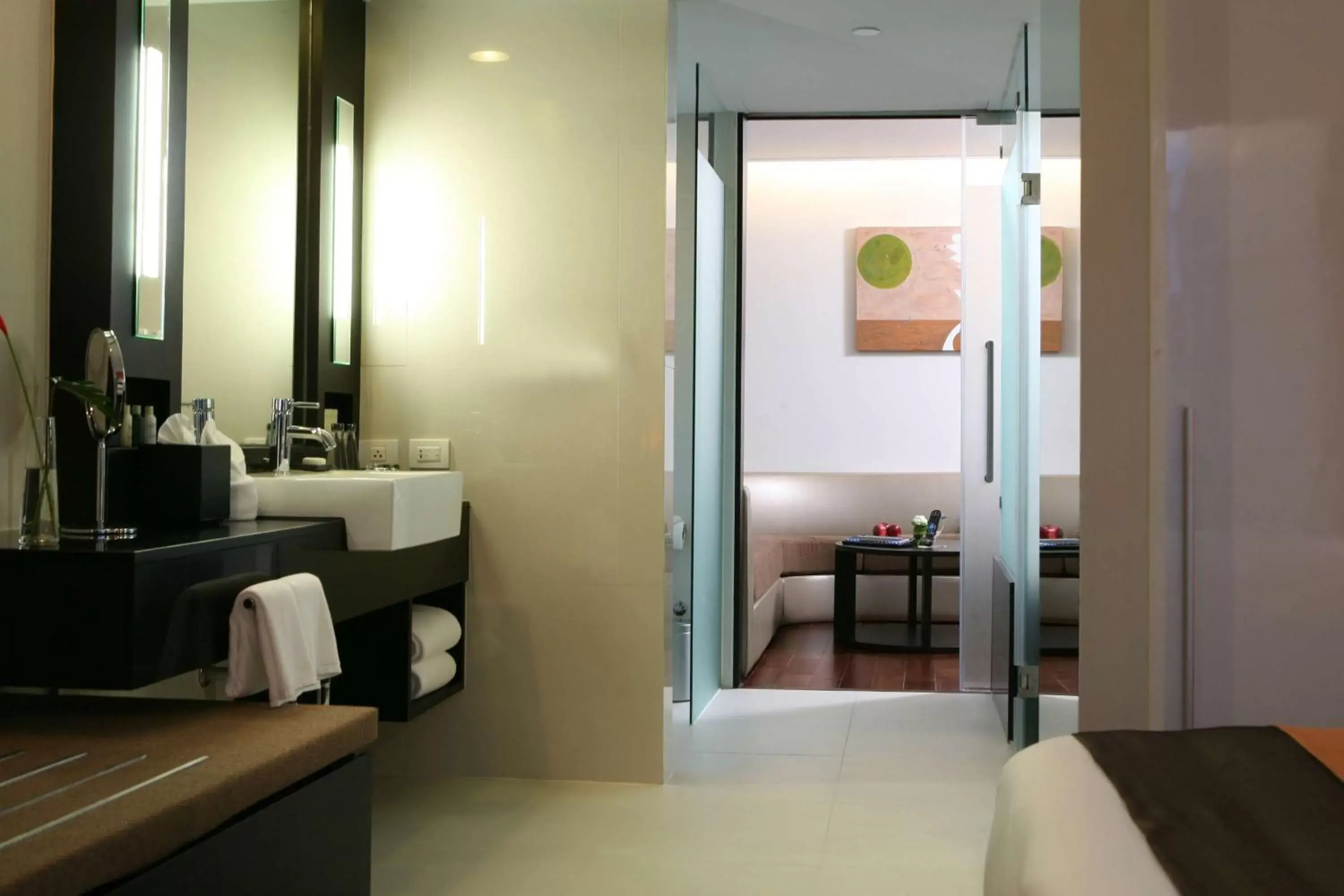 Toilet in Radisson Suites Bangkok Sukhumvit - SHA Extra Plus