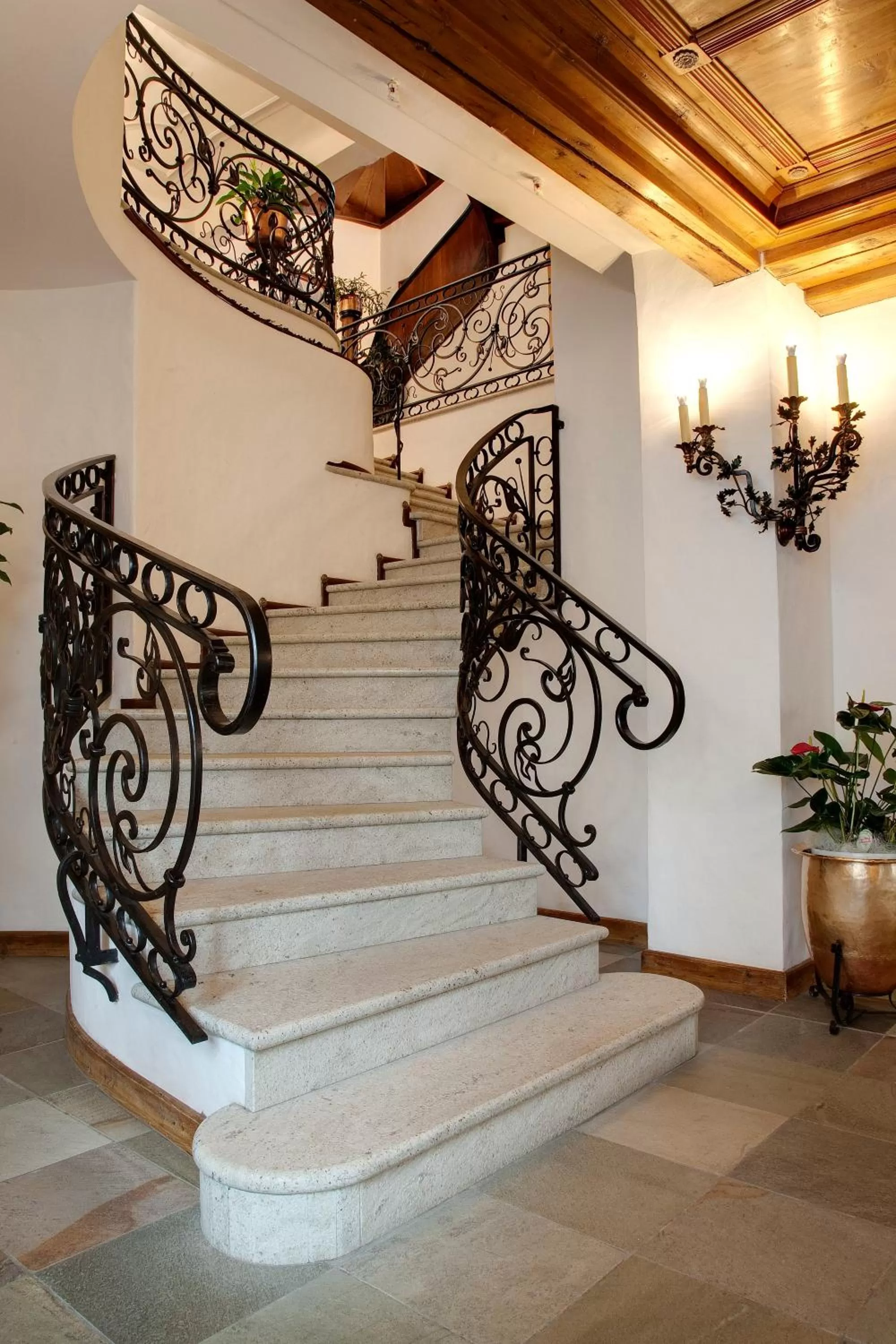 Decorative detail in Hotel Cortina