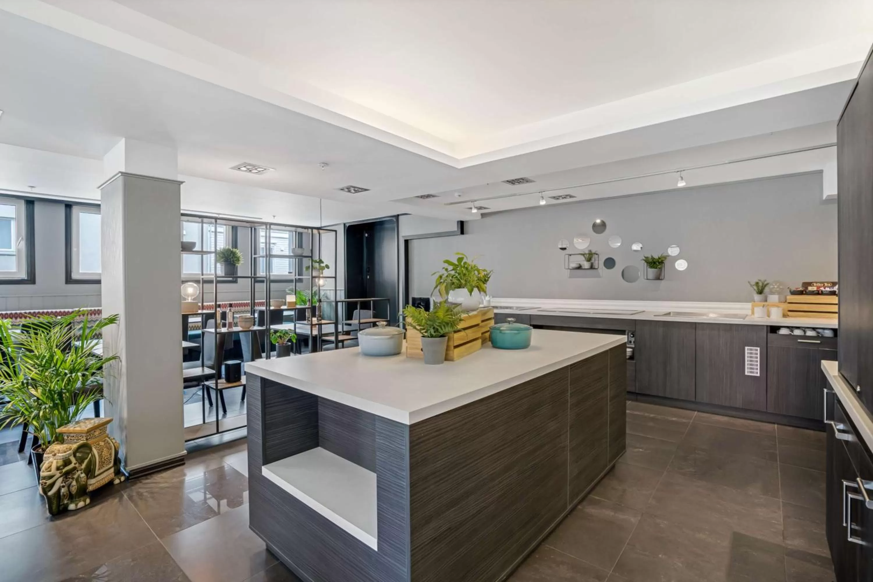 Restaurant/places to eat in Hotel Haugesund