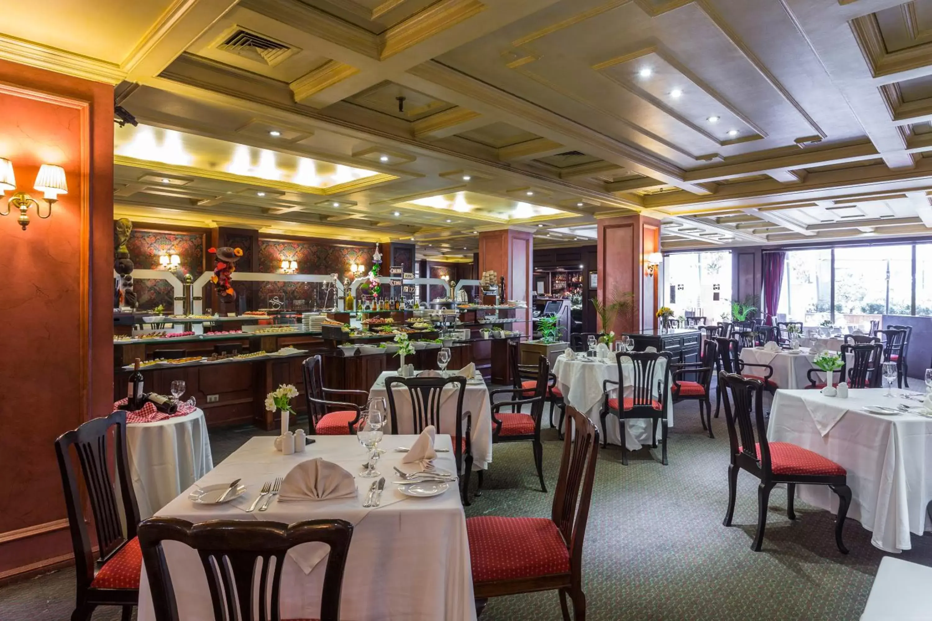 Restaurant/places to eat in Park Plaza Santiago Restaurant/places to eat in Park Plaza Santiago