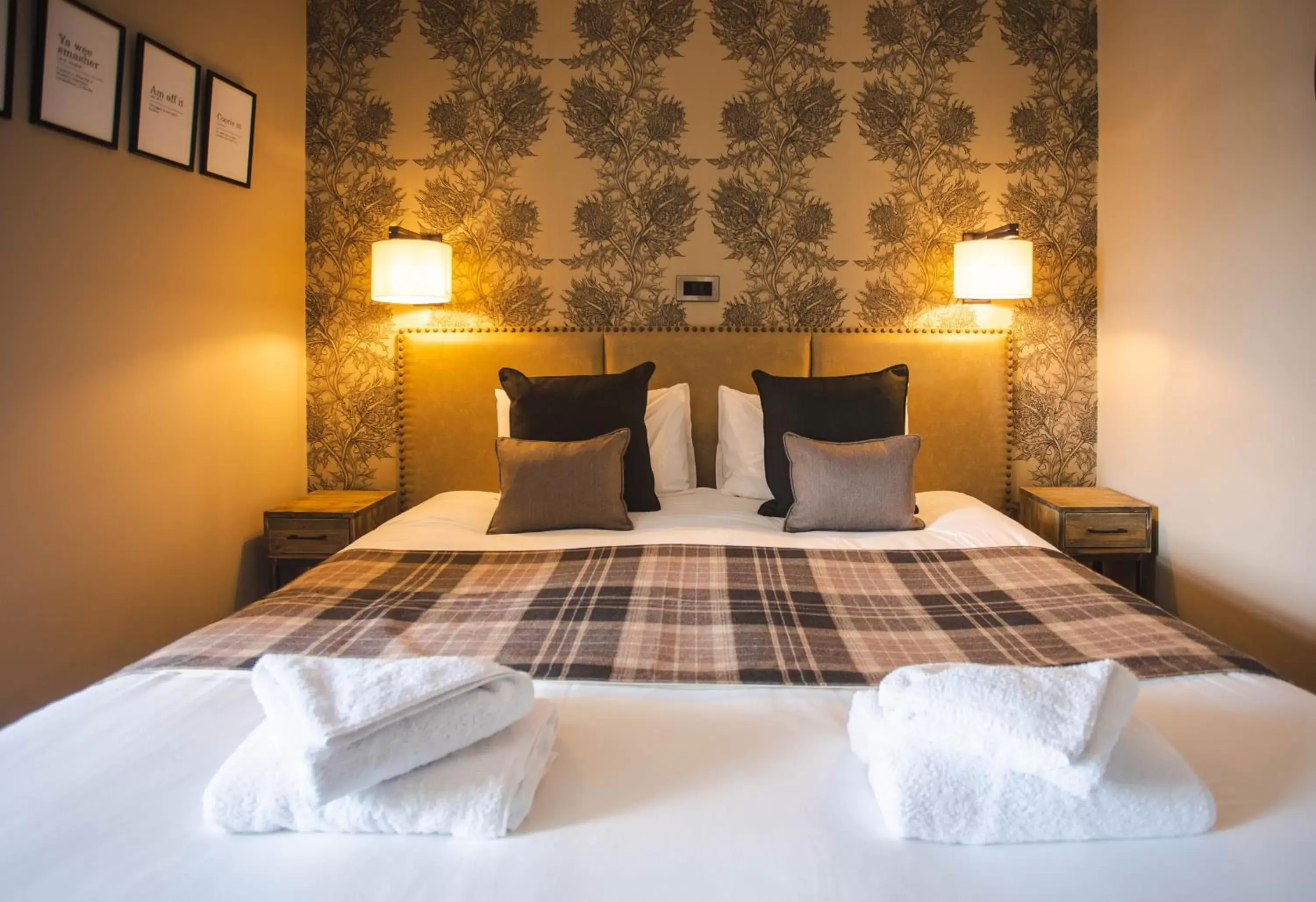 Bed in Traquair Arms Hotel