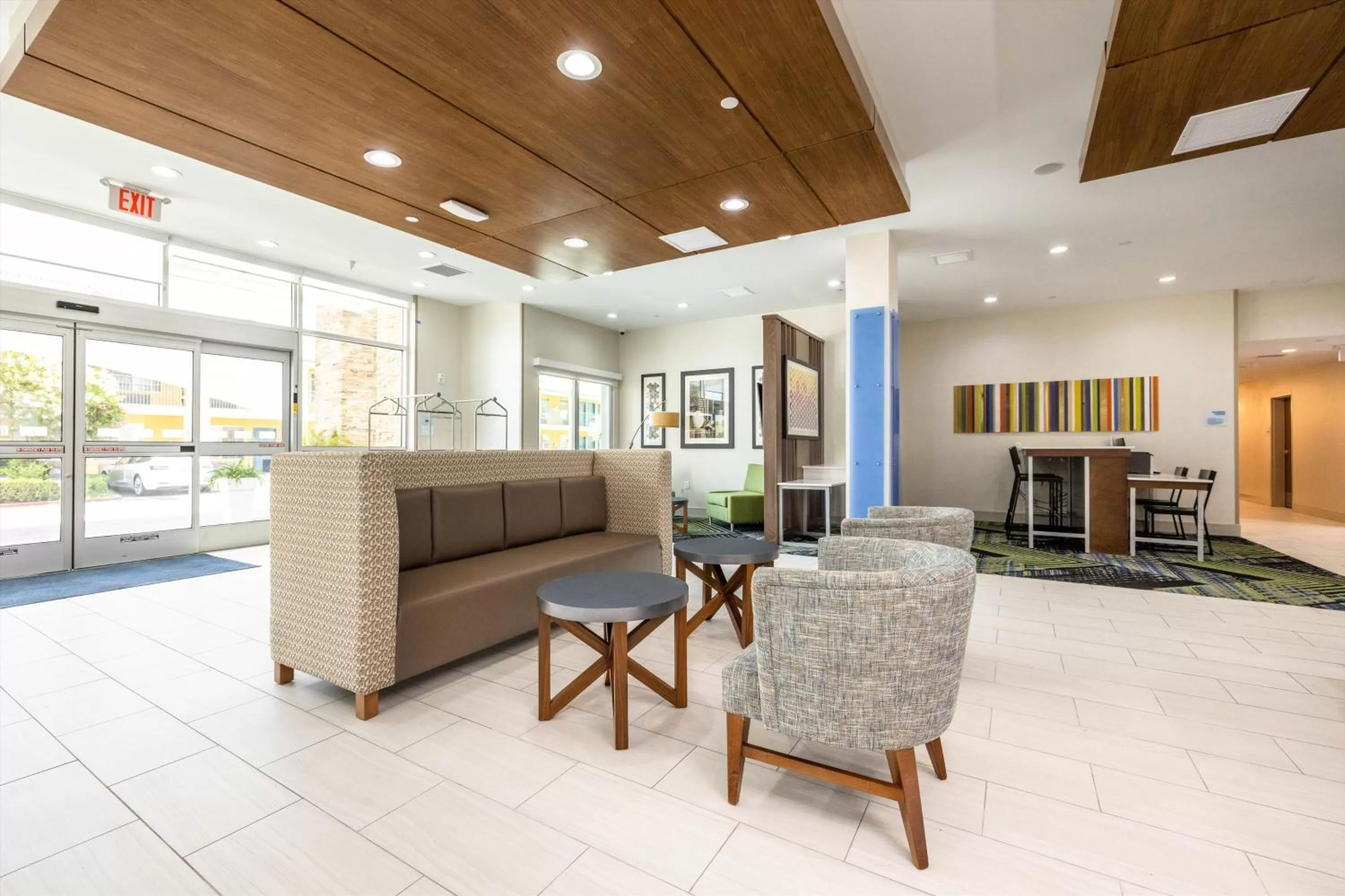 Property building in Holiday Inn Express & Suites - San Jose Silicon Valley by IHG