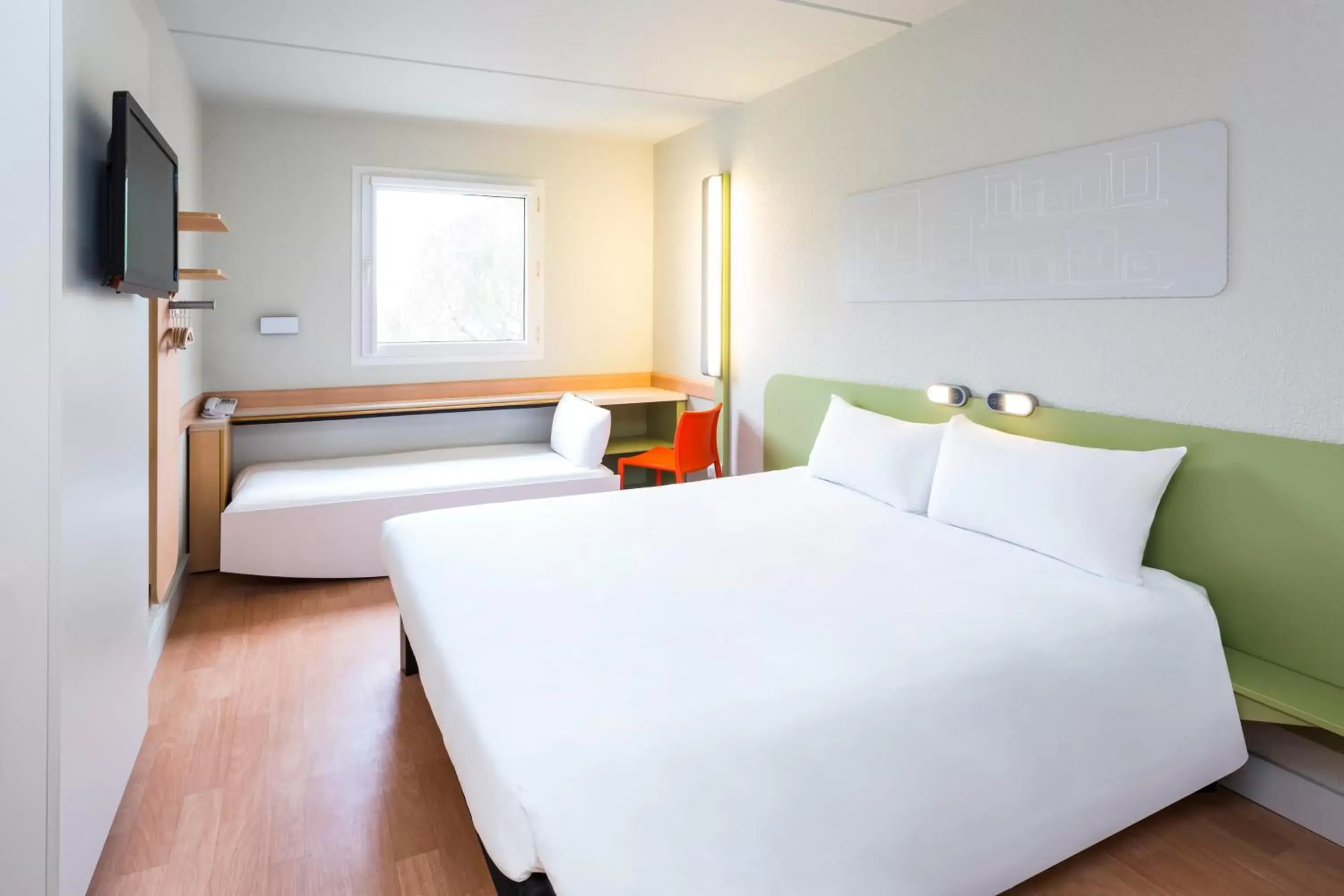 Bedroom, Bed in Ibis Budget Madrid Alcorcón Móstoles