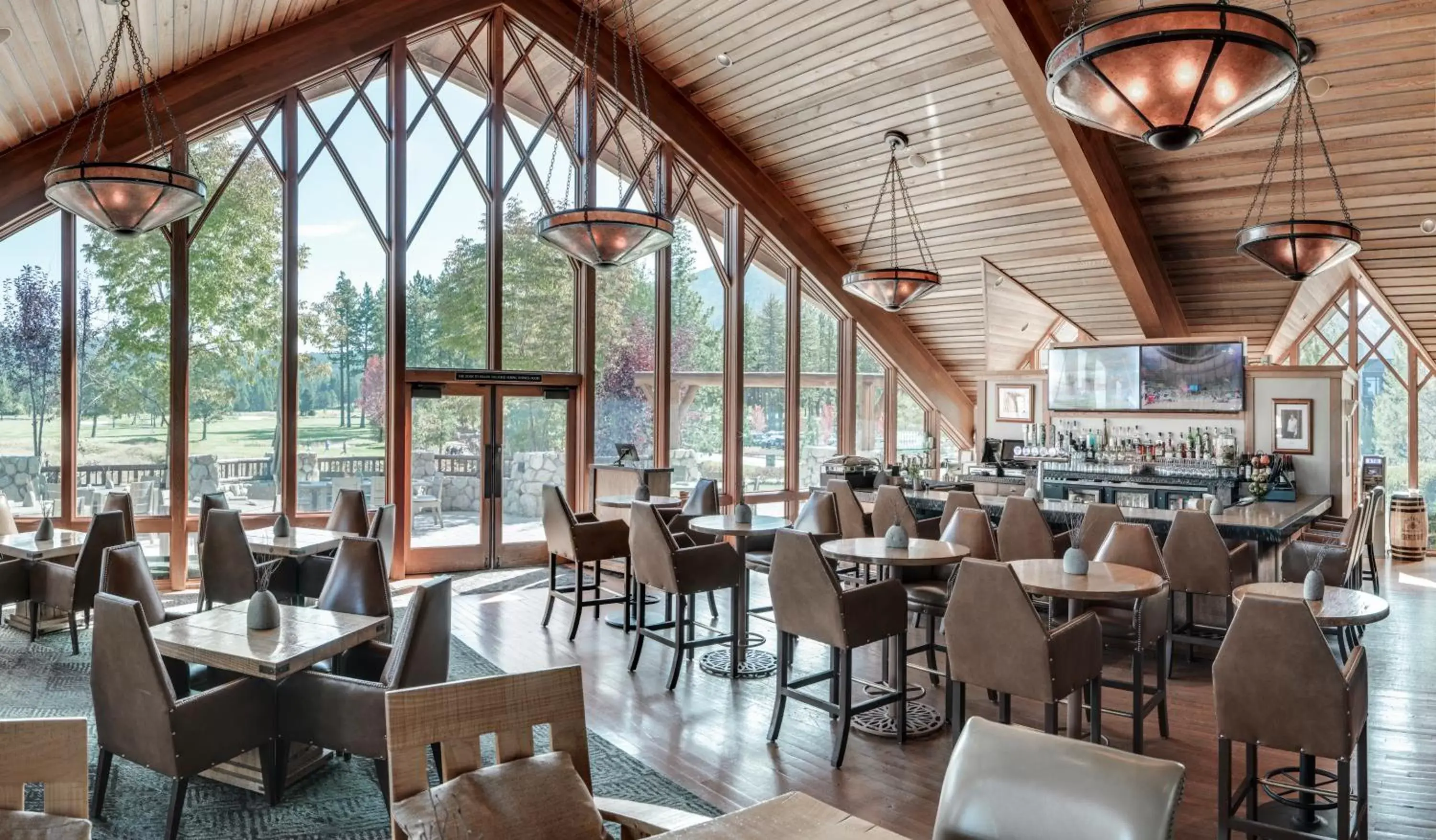 Restaurant/Places to Eat in Edgewood Tahoe Resort