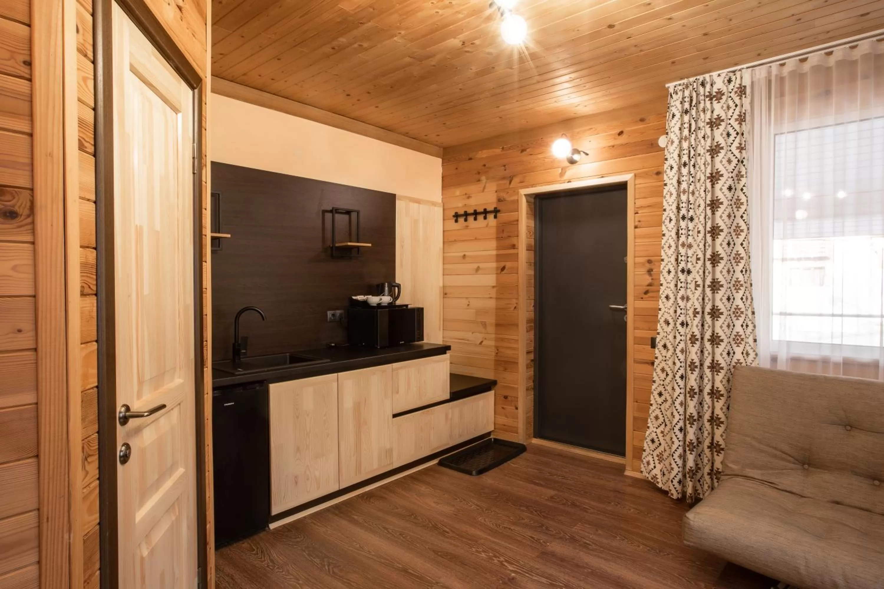 Kitchen/Kitchenette in Wellland Hotel