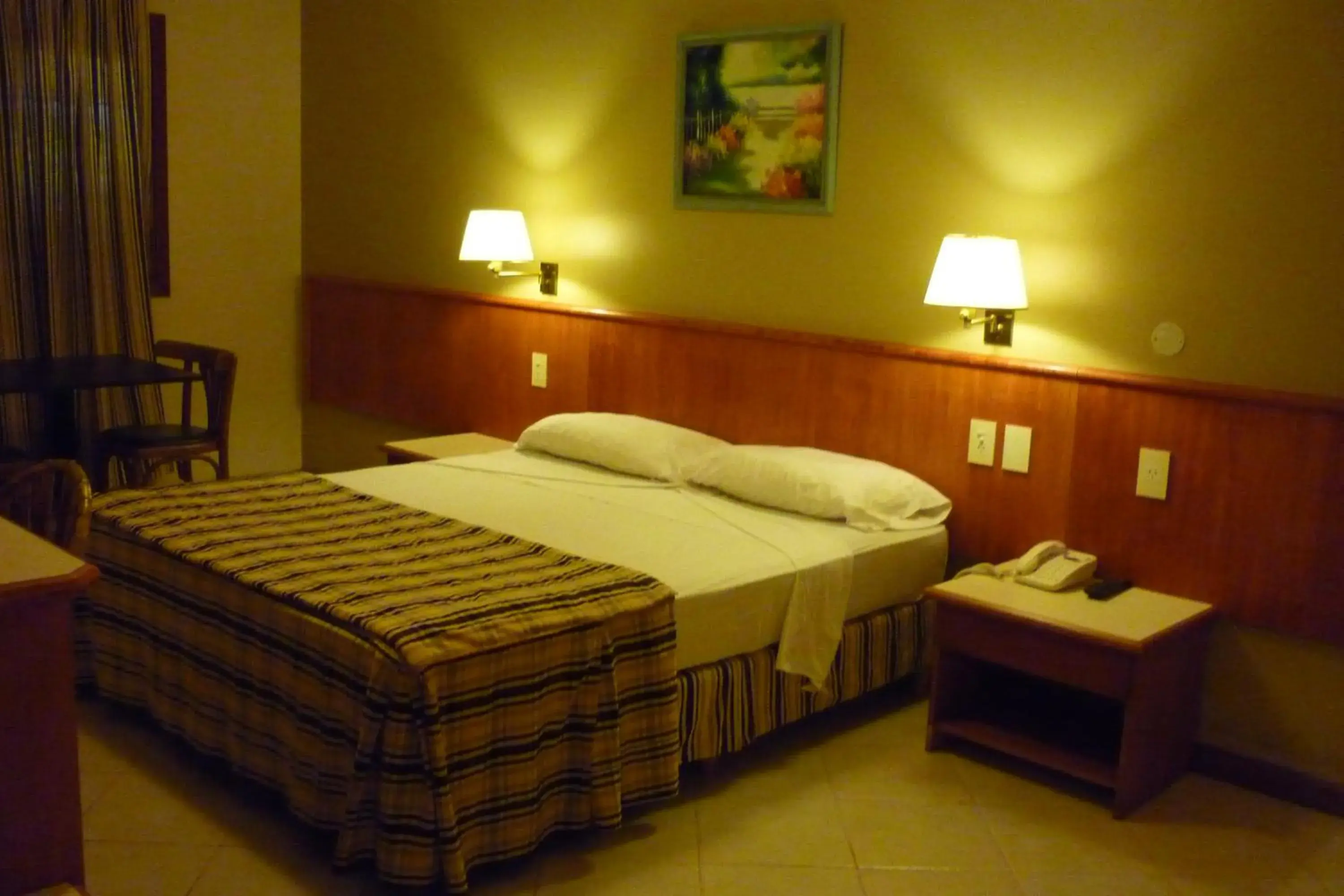 Photo of the whole room, Bed in Marcopolo Suites Iguazu