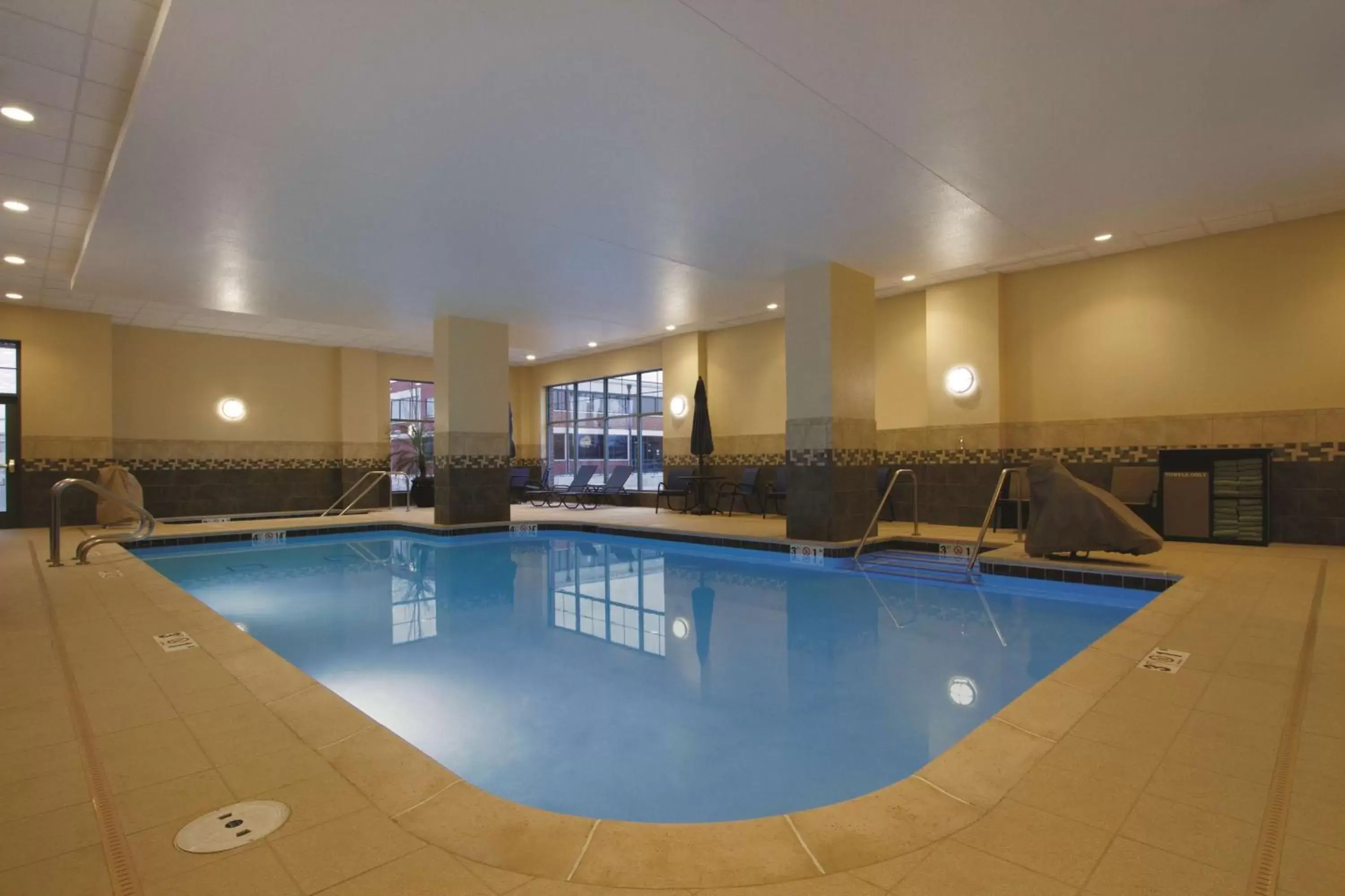 Pool view, Swimming Pool in Hilton Garden Inn Oklahoma City/Bricktown