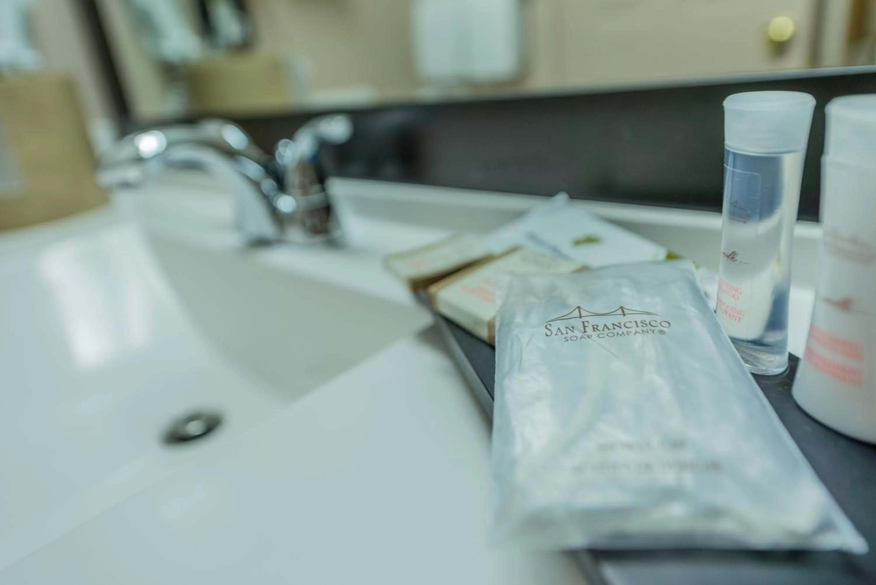 Bathroom in Howard Johnson by Wyndham Downtown Kamloops