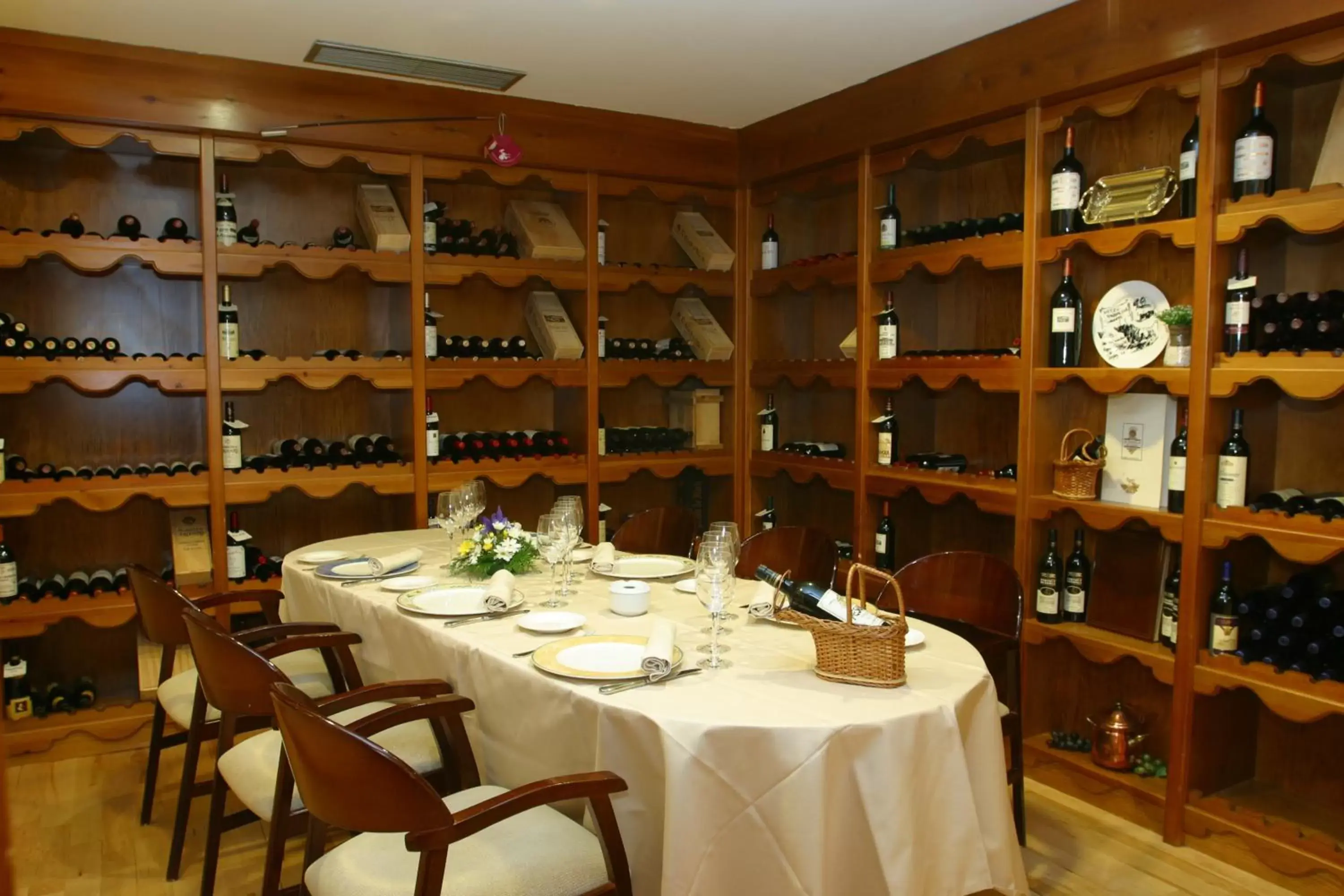 Restaurant/places to eat in Parquesur Restaurant/places to eat in Parquesur