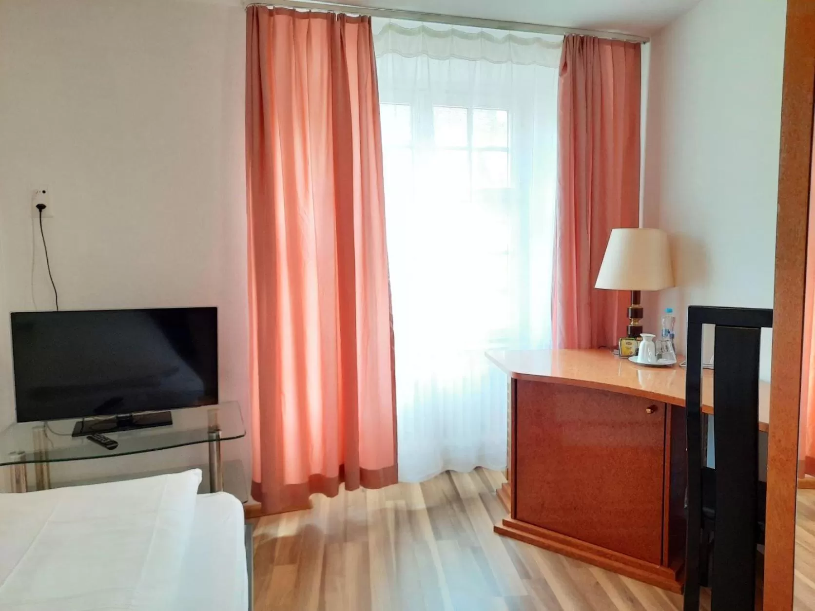 Bed in Spalenbrunnen Hotel & Restaurant Basel City Center