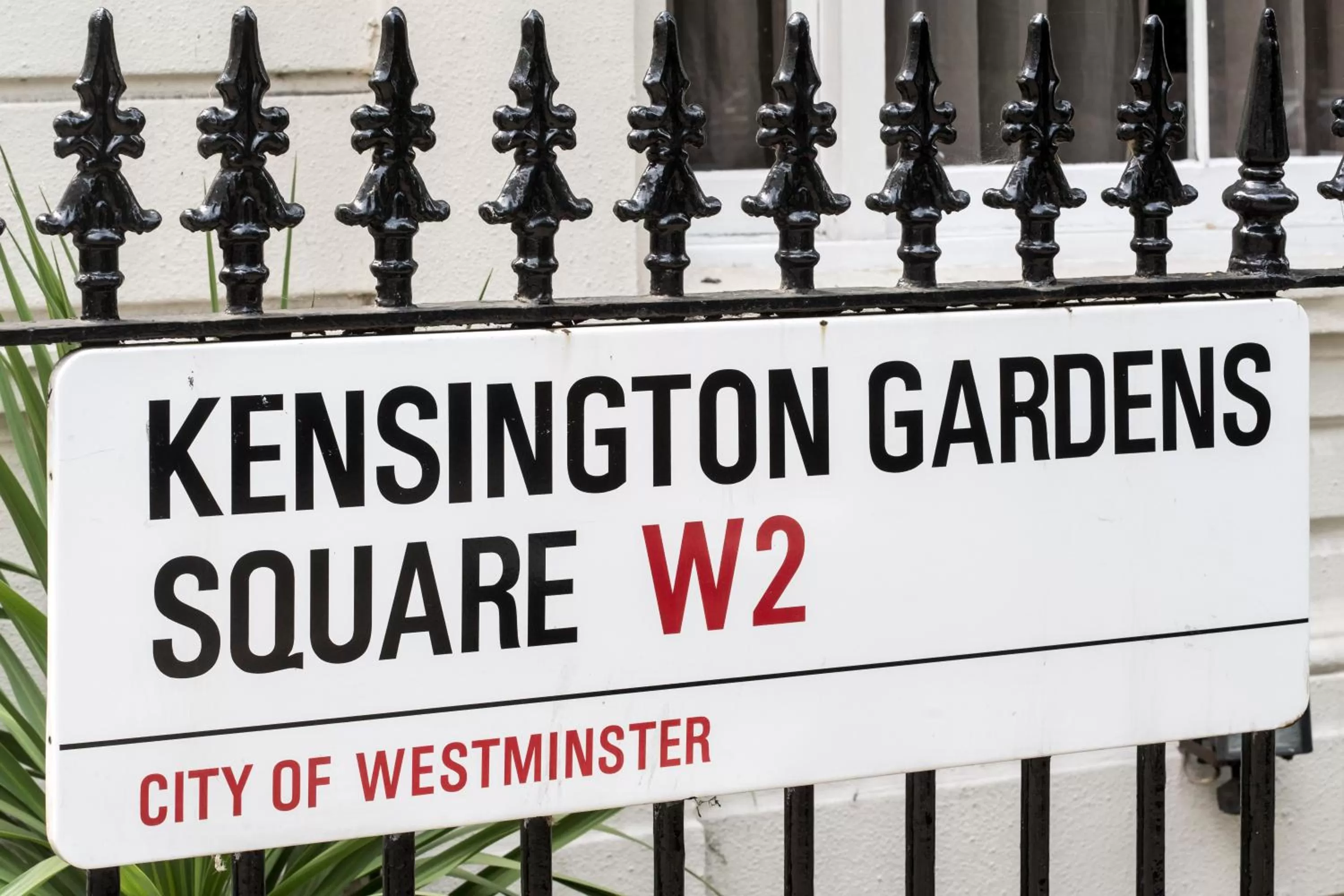 Neighbourhood in London House Hotel