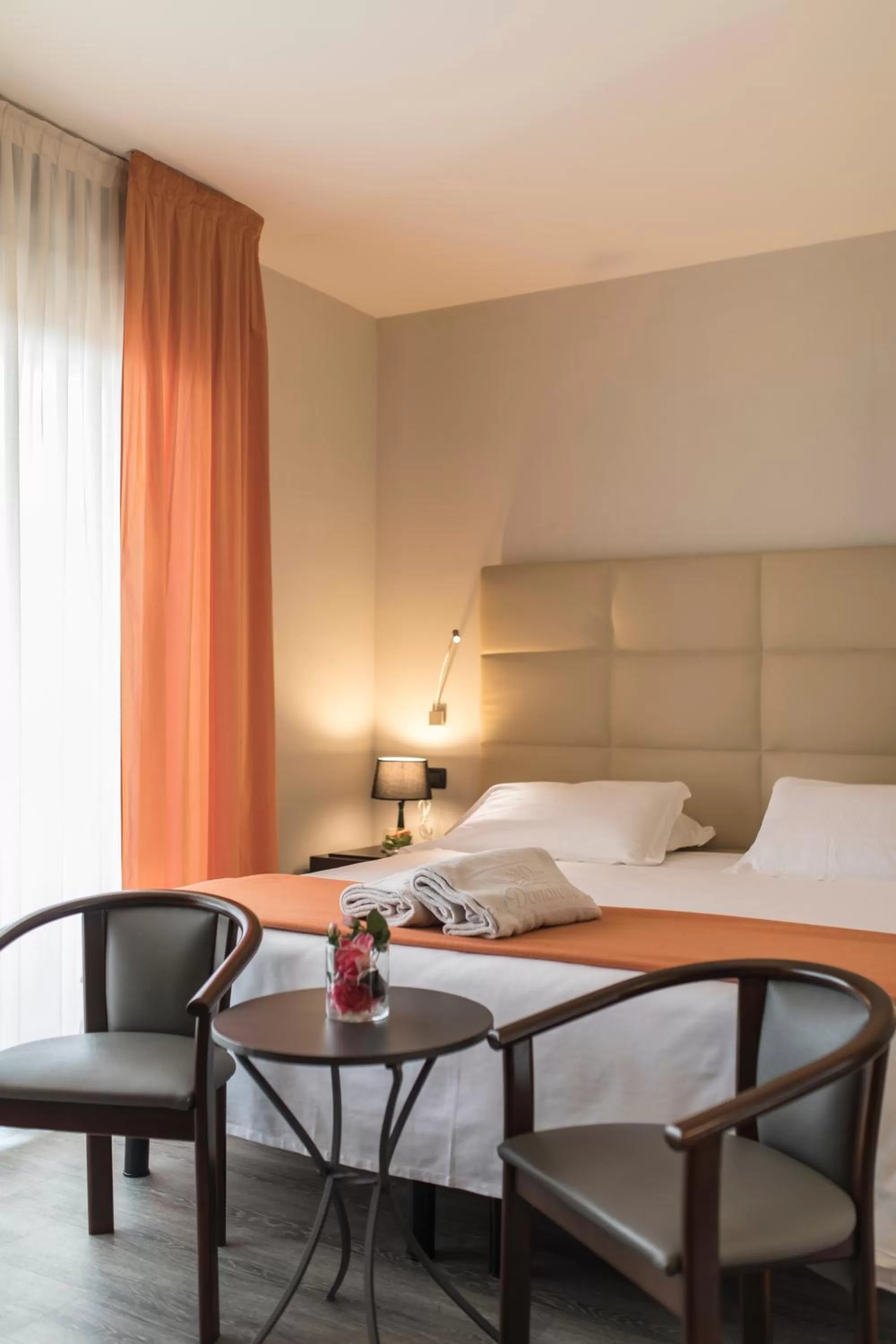 Bedroom, Bed in Hotel Donatello Imola