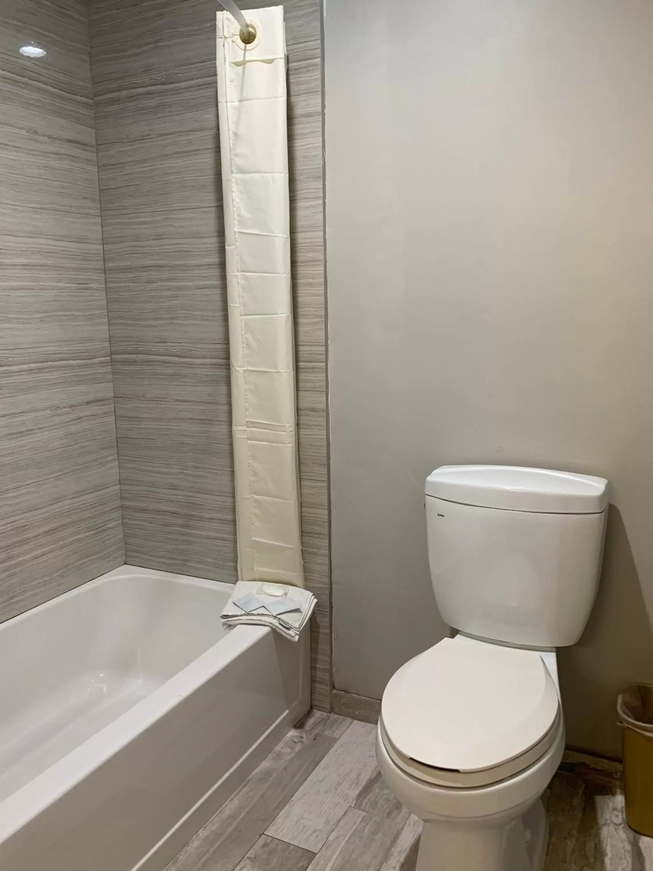 Toilet, Bathroom in Buena Park Inn