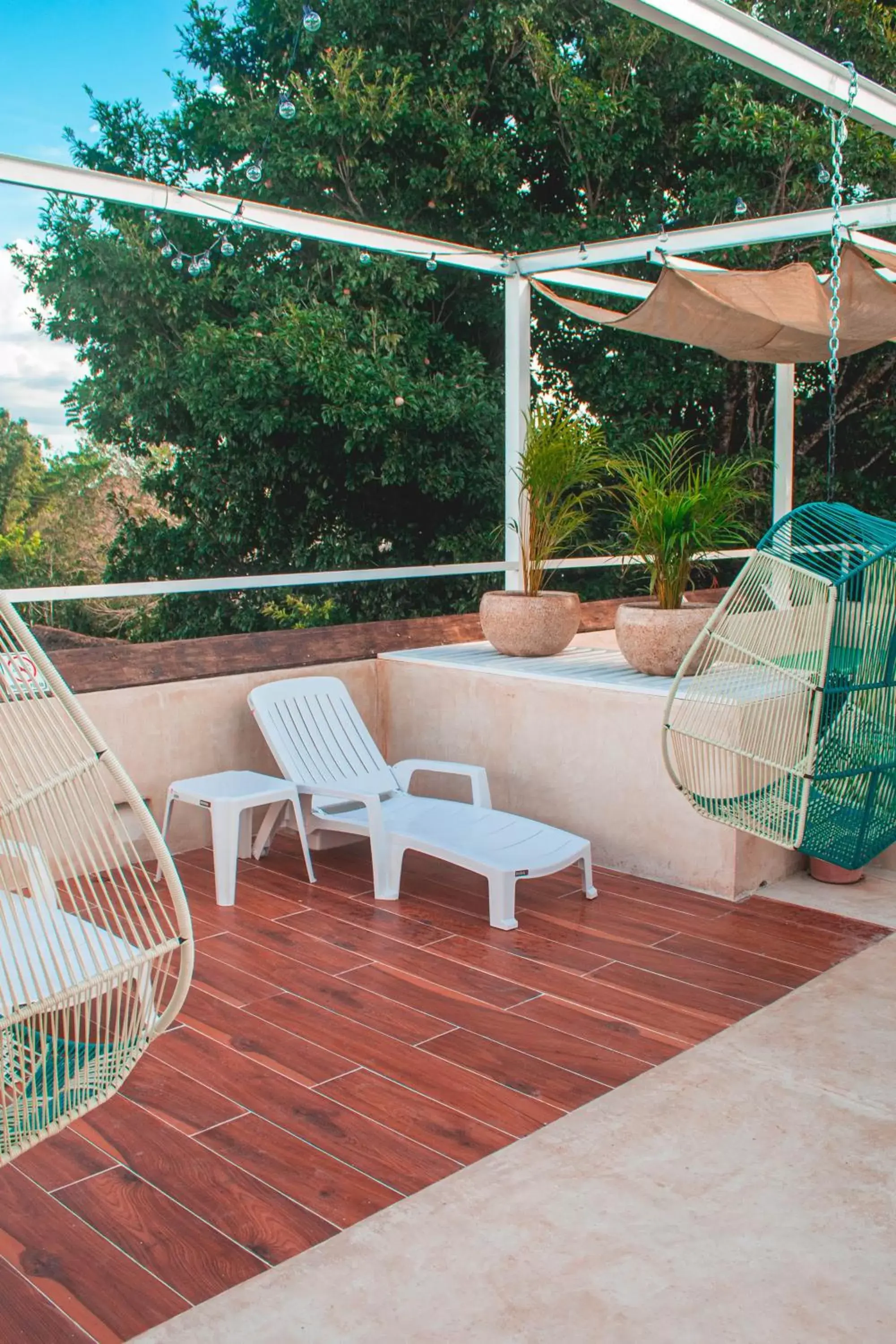 Balcony/Terrace, Swimming Pool in Azul 36 Hotel
