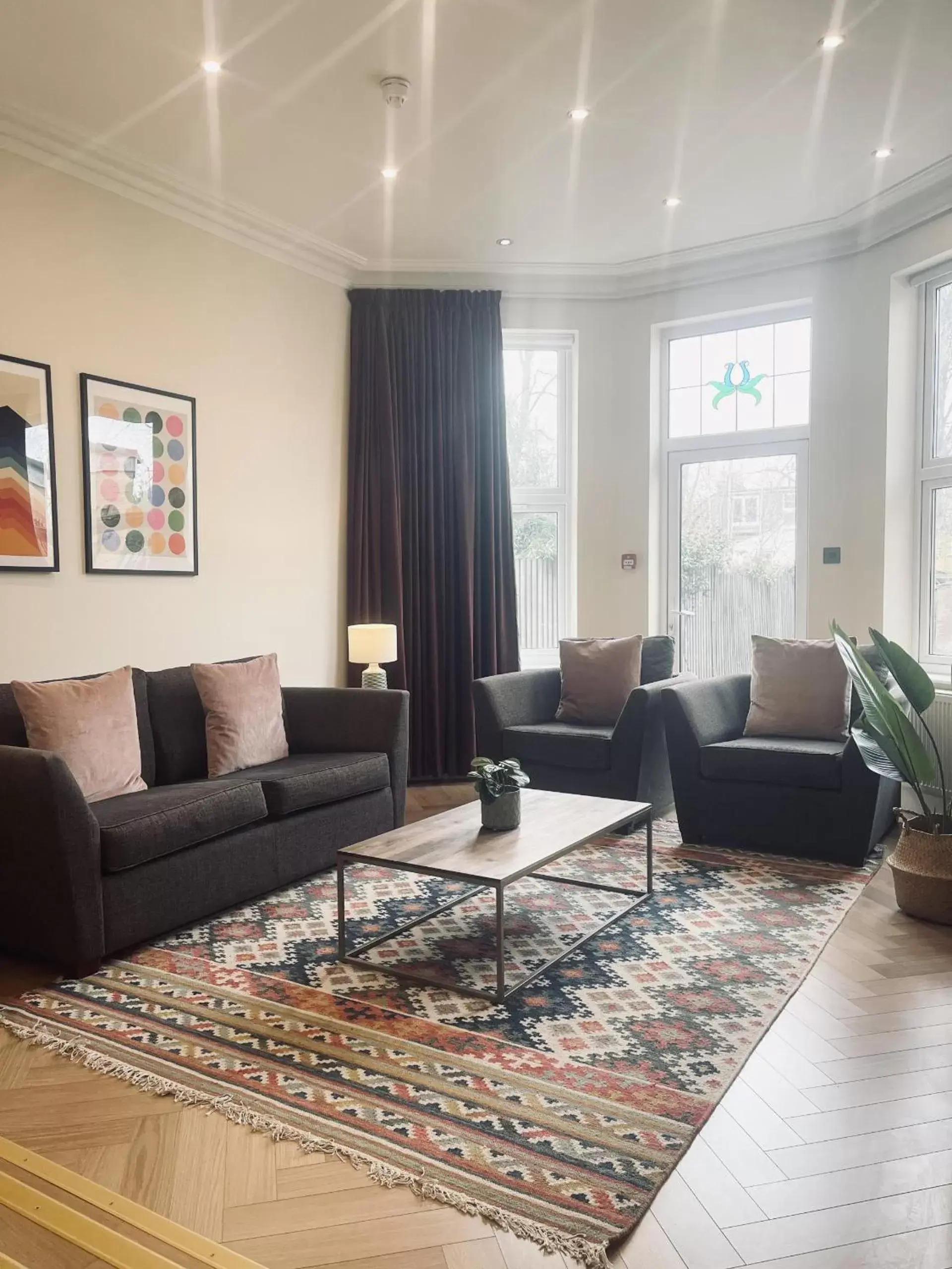 One Bedroom Apartment - Ground Floor in Glenlyn Hotel & Apartments One Bedroom Apartment - Ground Floor in Glenlyn Hotel & Apartments