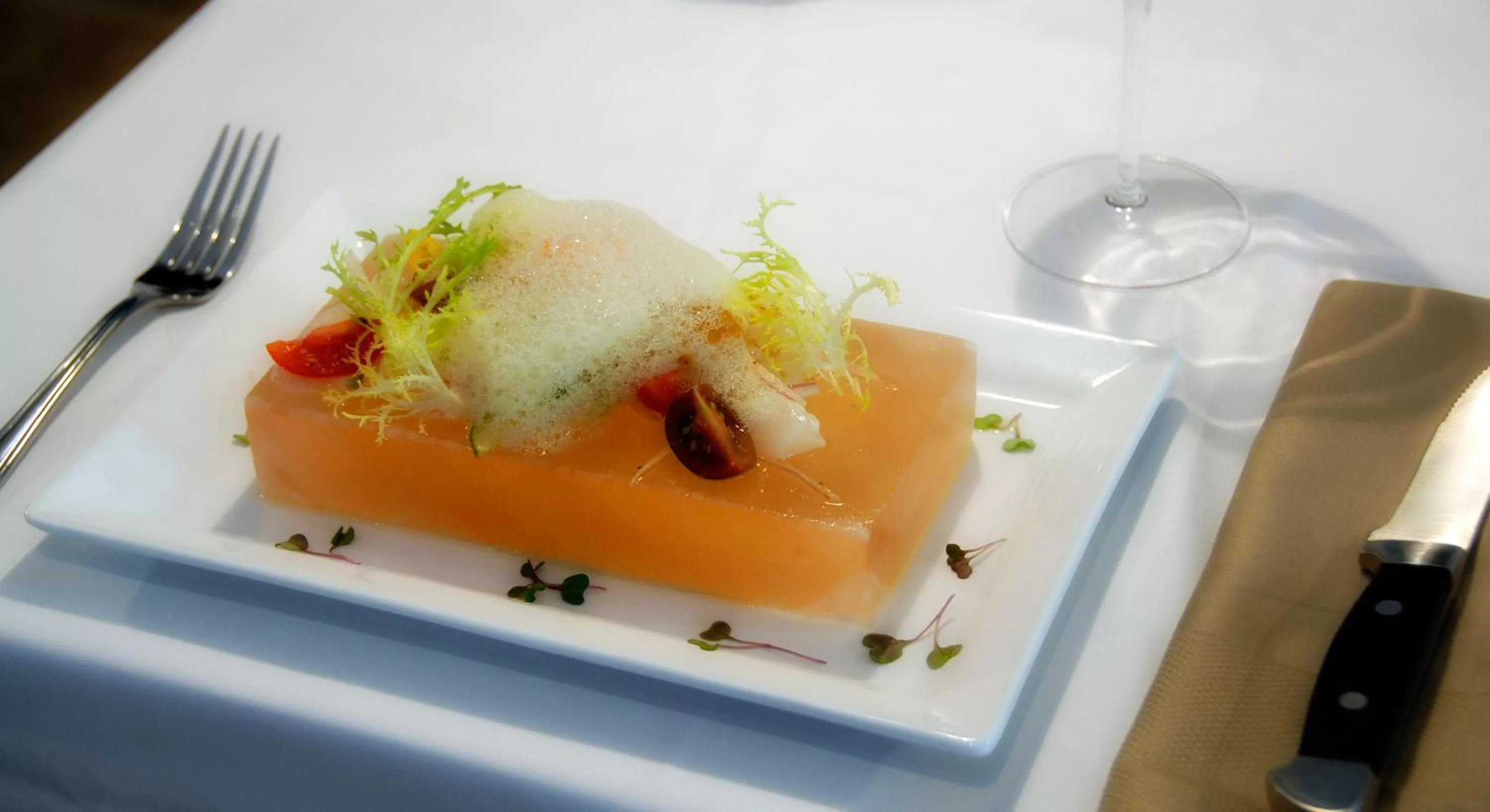 Food and drinks in Provident Doral At The Blue