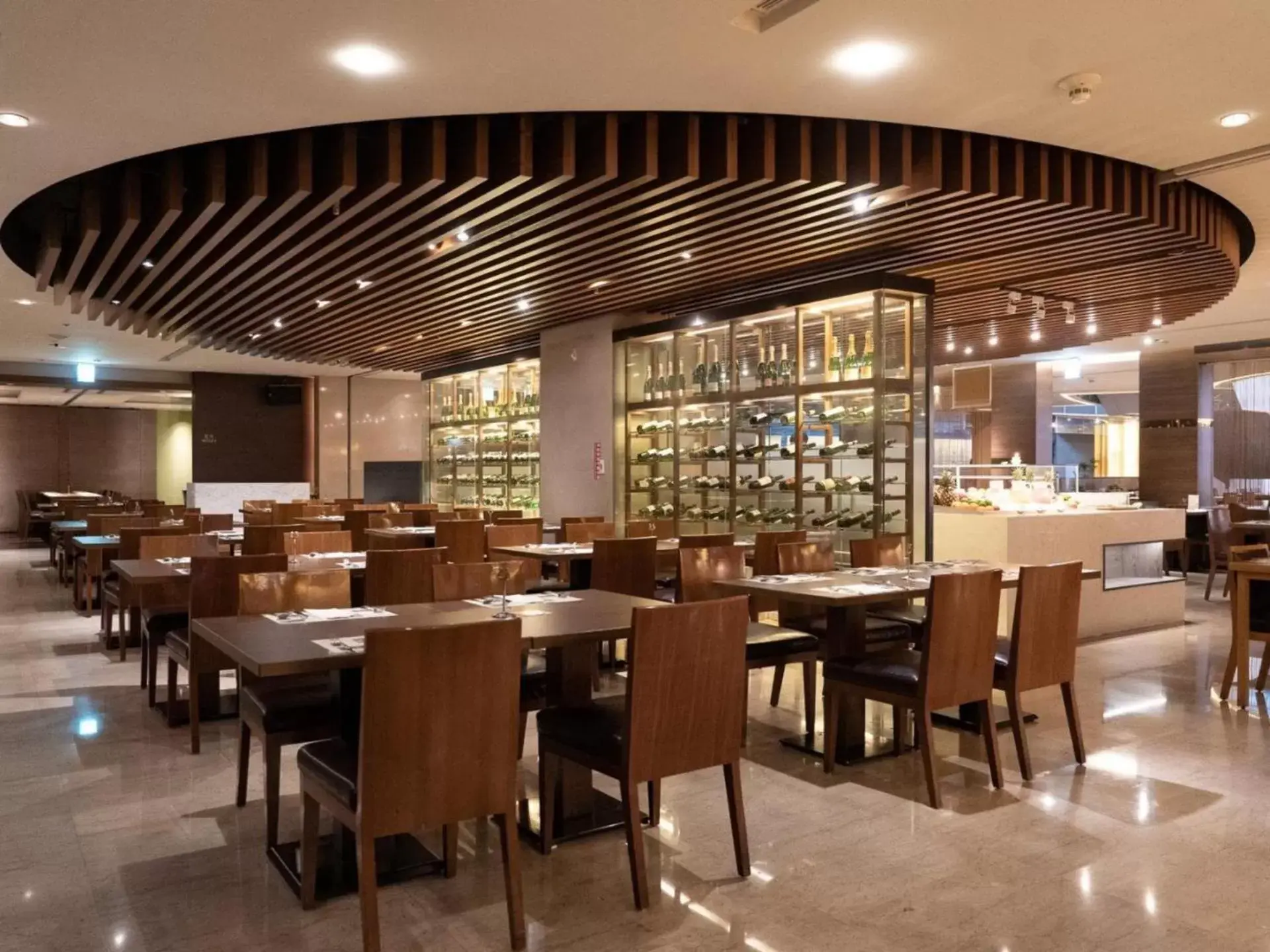 Restaurant/places to eat in Windsor Hotel Taichung Restaurant/places to eat in Windsor Hotel Taichung