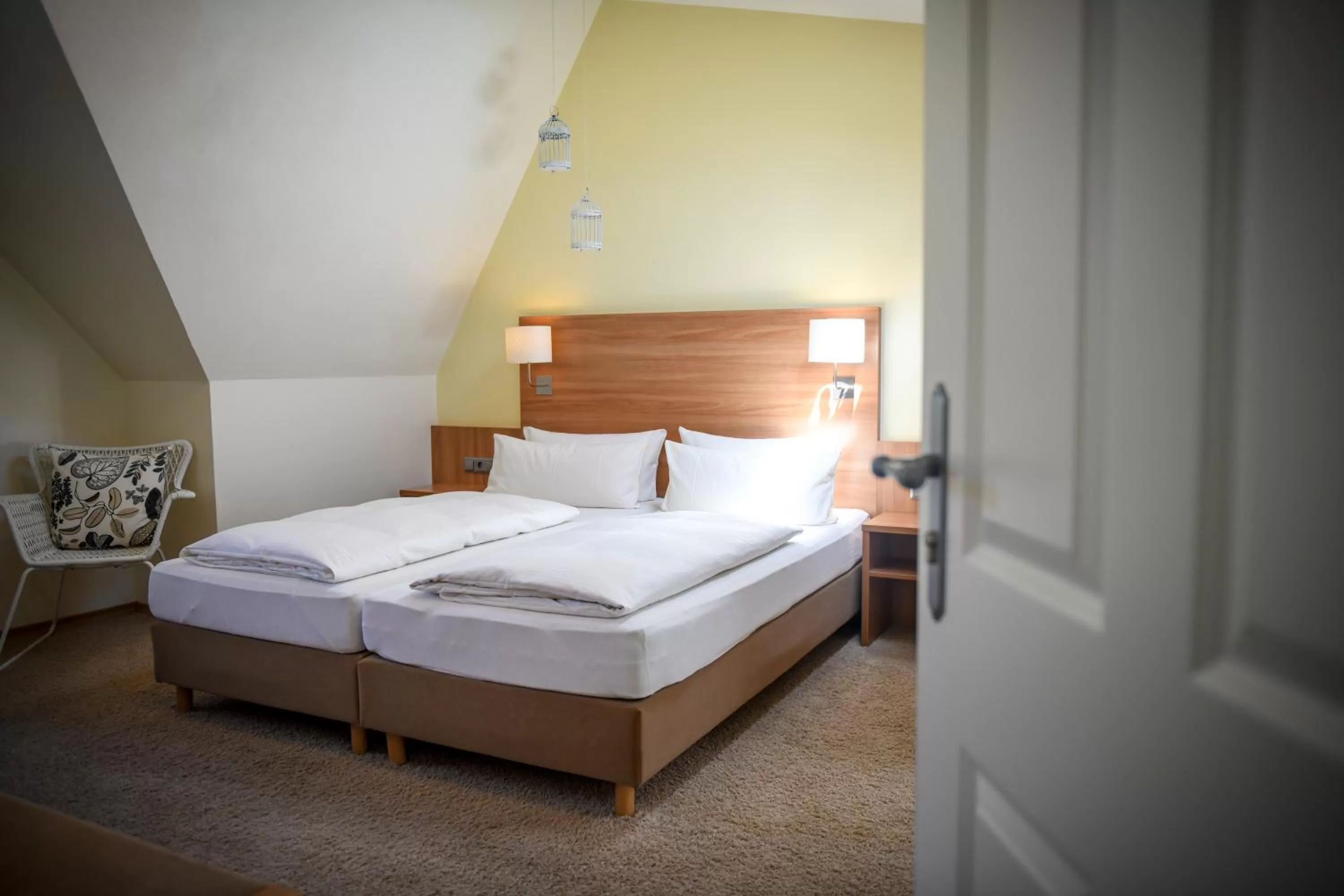 Bed in Hotel Mainblick Garni