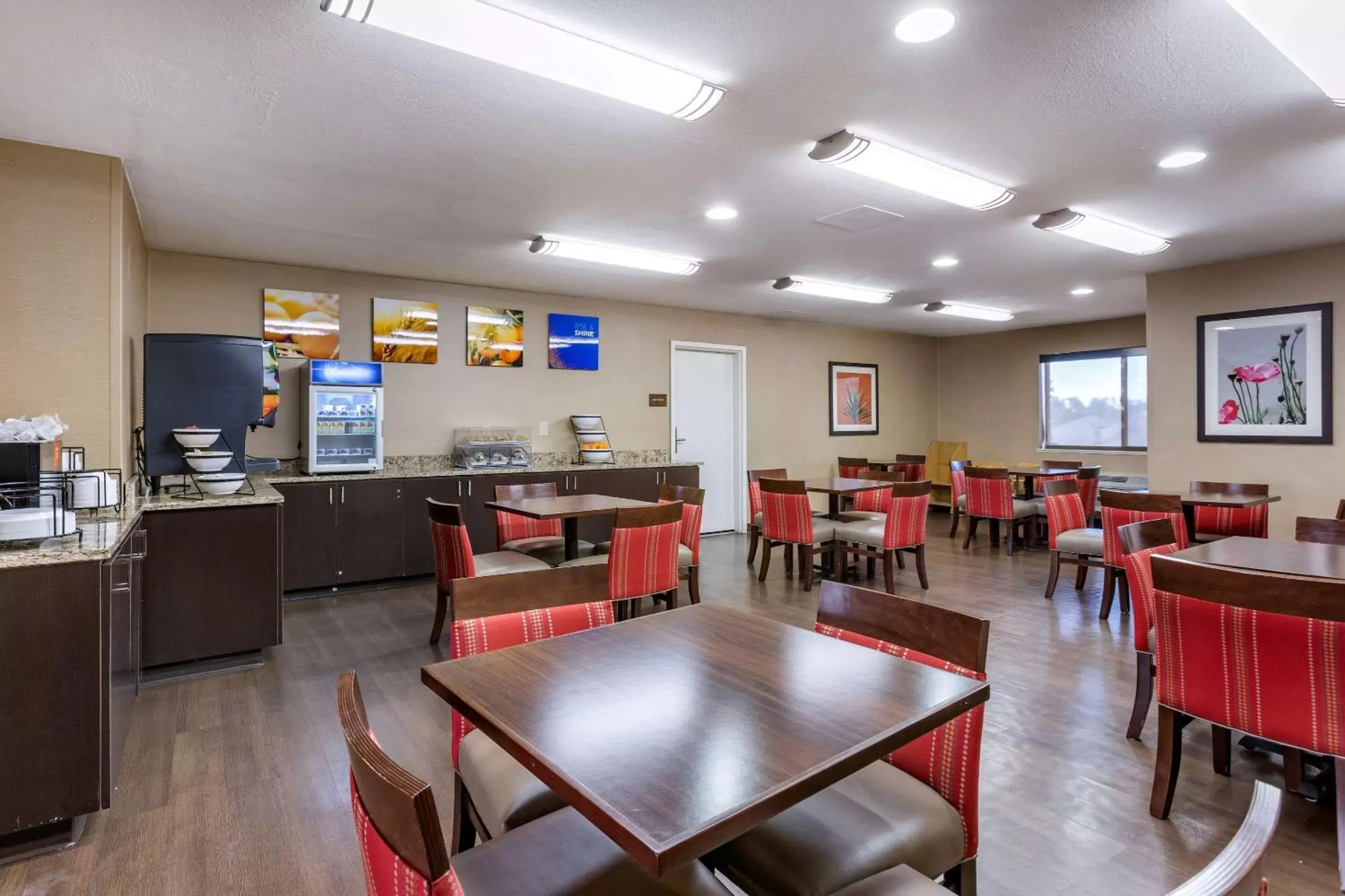 Restaurant/Places to Eat in Comfort Inn & Suites Los Alamos