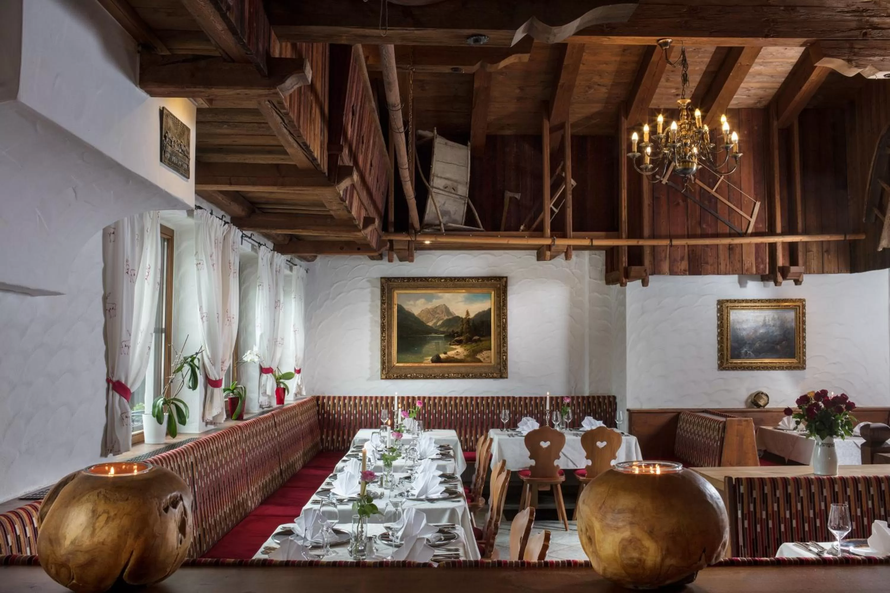 Restaurant/places to eat in Hotel Höhlenstein