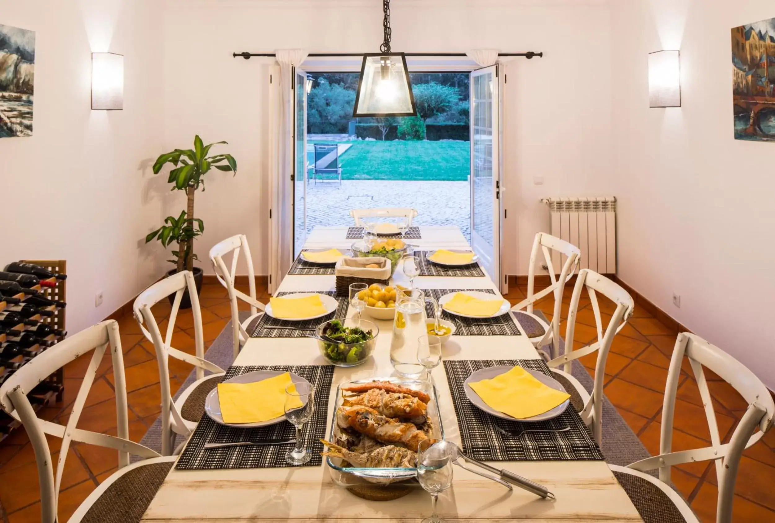 Dining area in Quinta do Pé Descalço Guesthouse Sintra