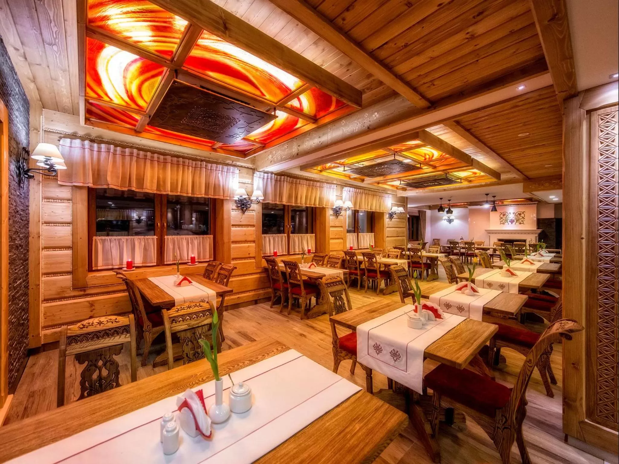 Restaurant/places to eat in Gold Hotel