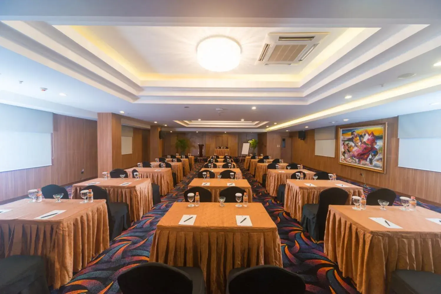 Meeting/conference room in Sotis Residence Pejompongan