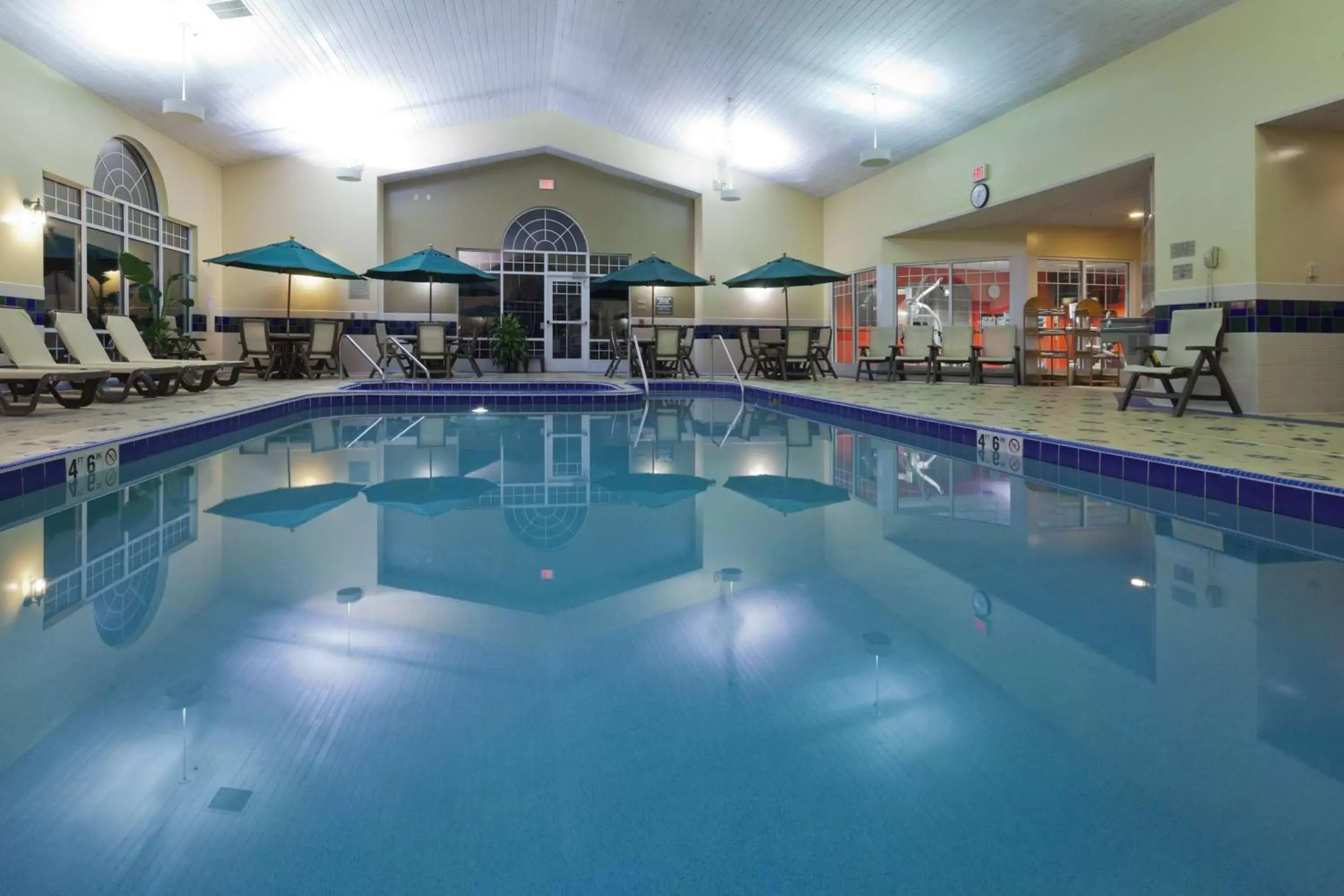 On site, Swimming Pool in Country Inn & Suites by Radisson, Milwaukee West (Brookfield), WI