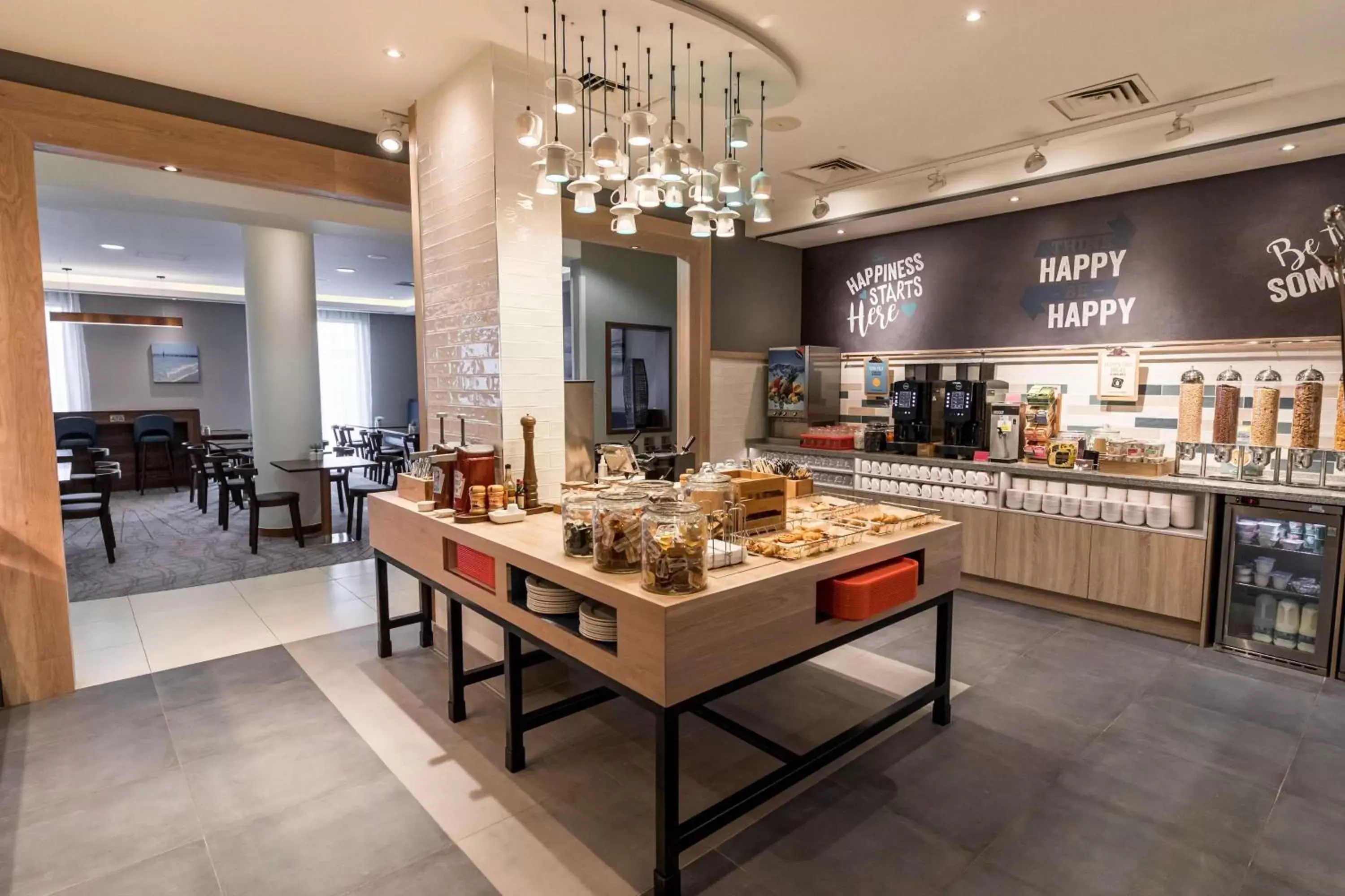 Breakfast, Restaurant/Places to Eat in Hampton by Hilton Bournemouth