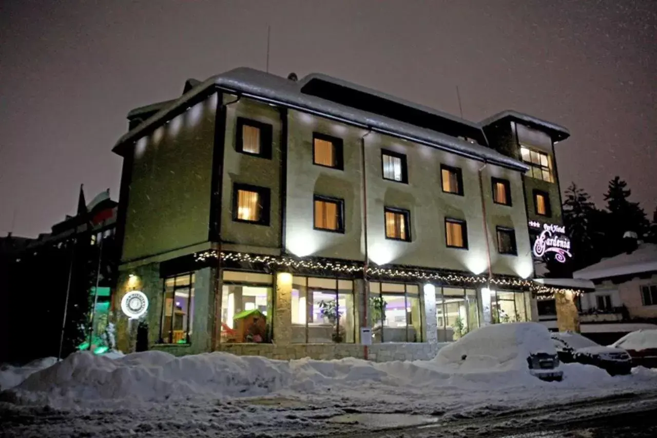 Property building, Winter in Gardenia Park Hotel