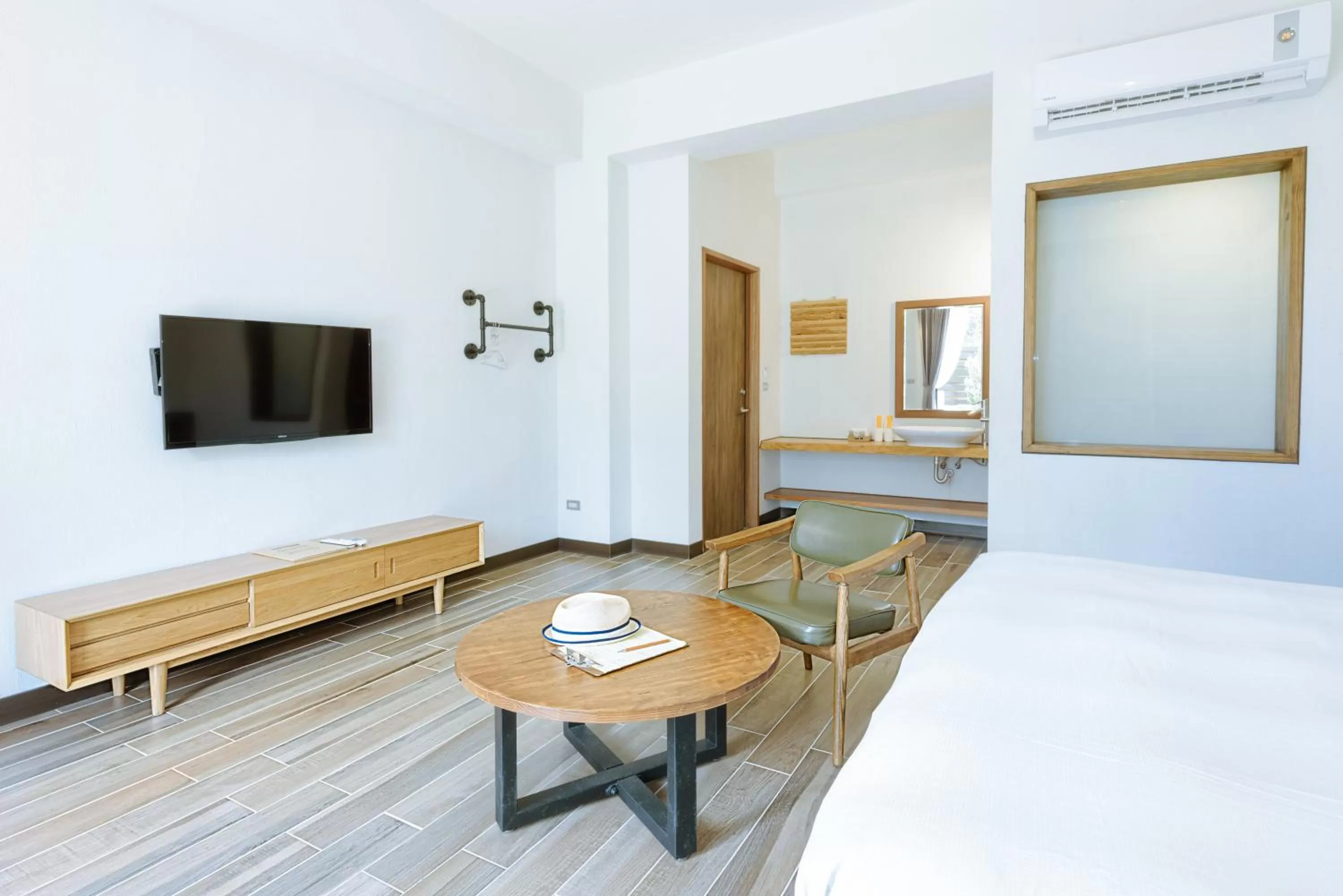 TV and multimedia, Bed in Chillax Inn B&B 恆春鬆塊民宿