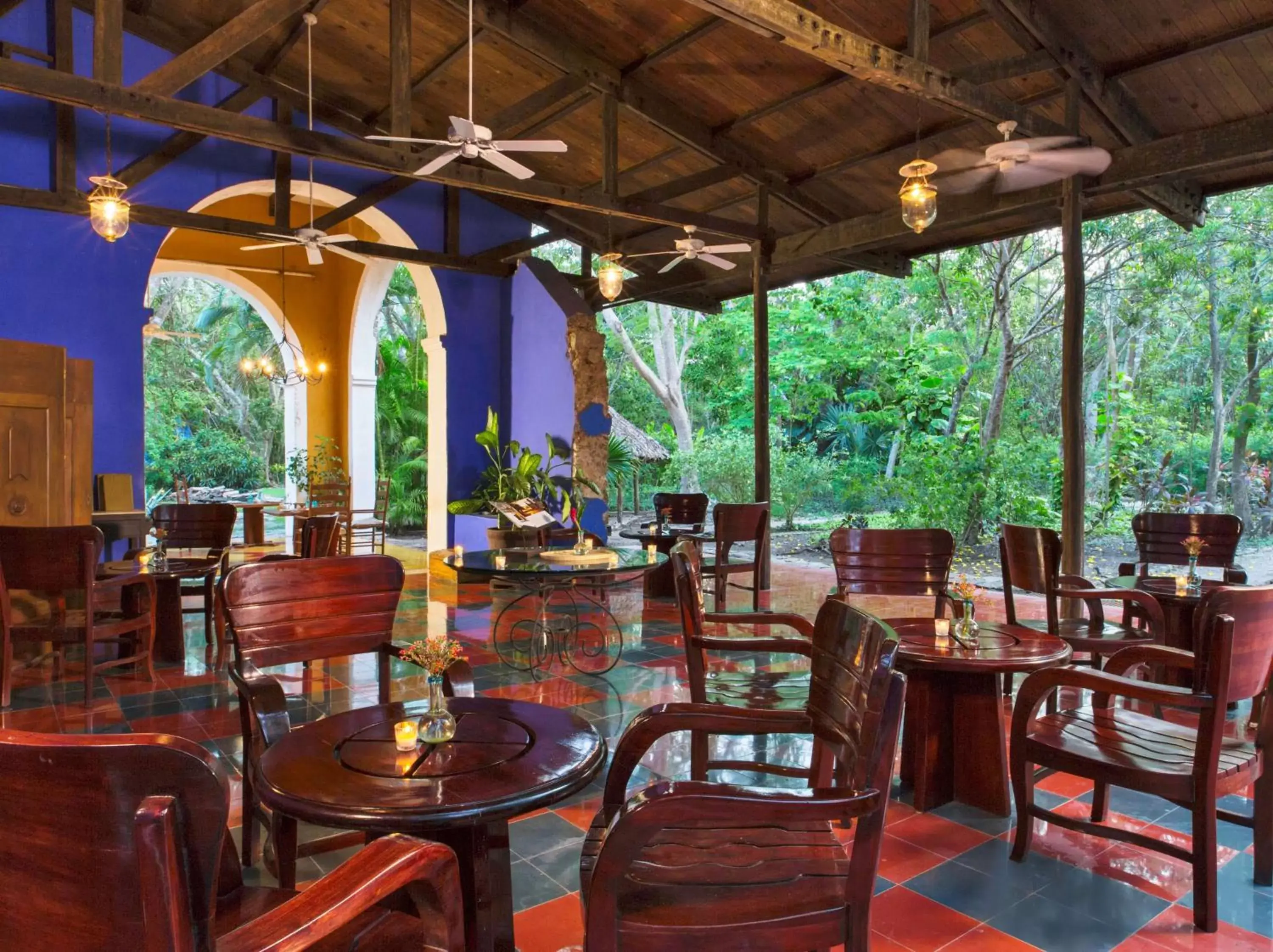 Restaurant/Places to Eat in Hacienda San Jose