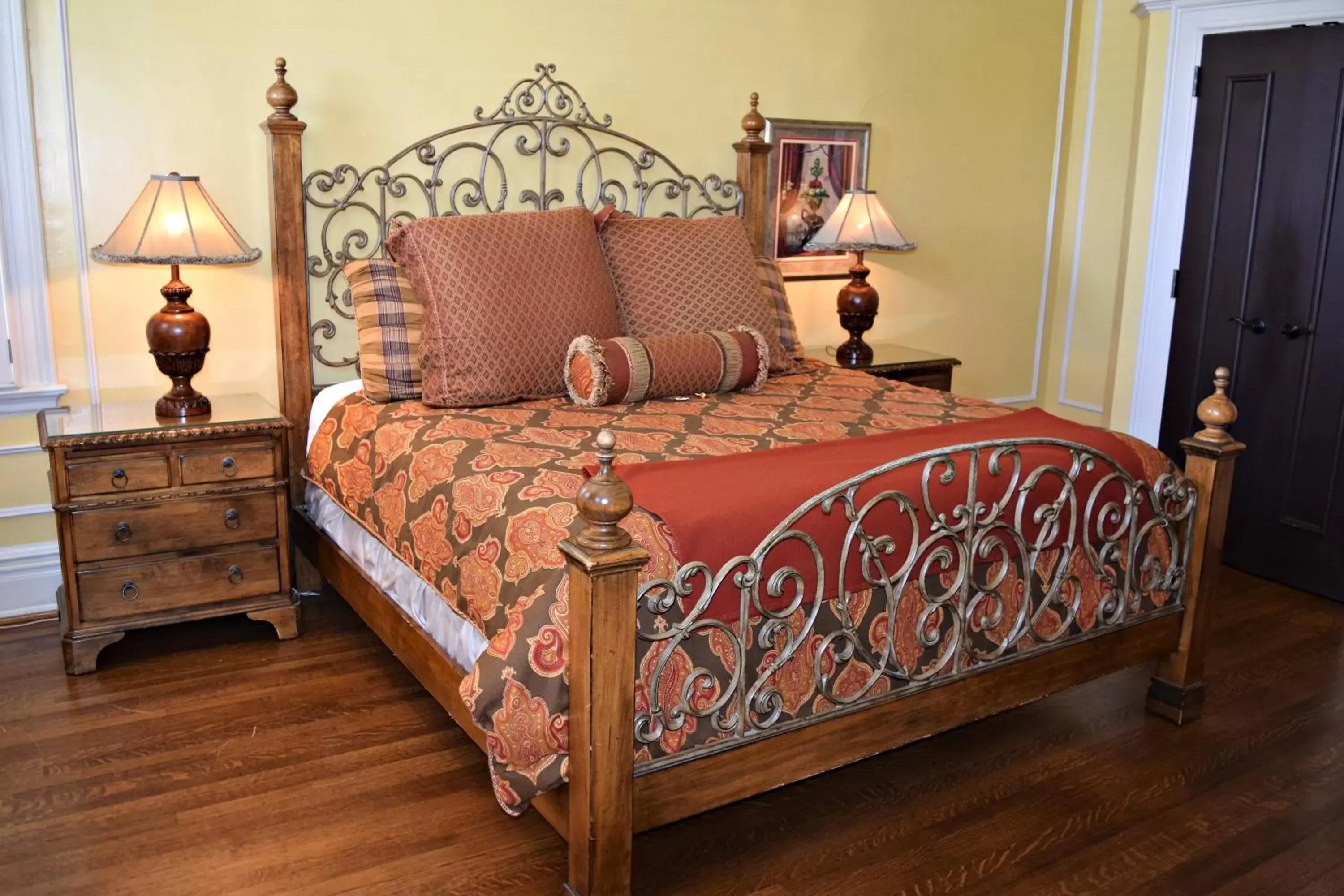 Bedroom in JH Adams Inn, Trademark Collection by Wyndham