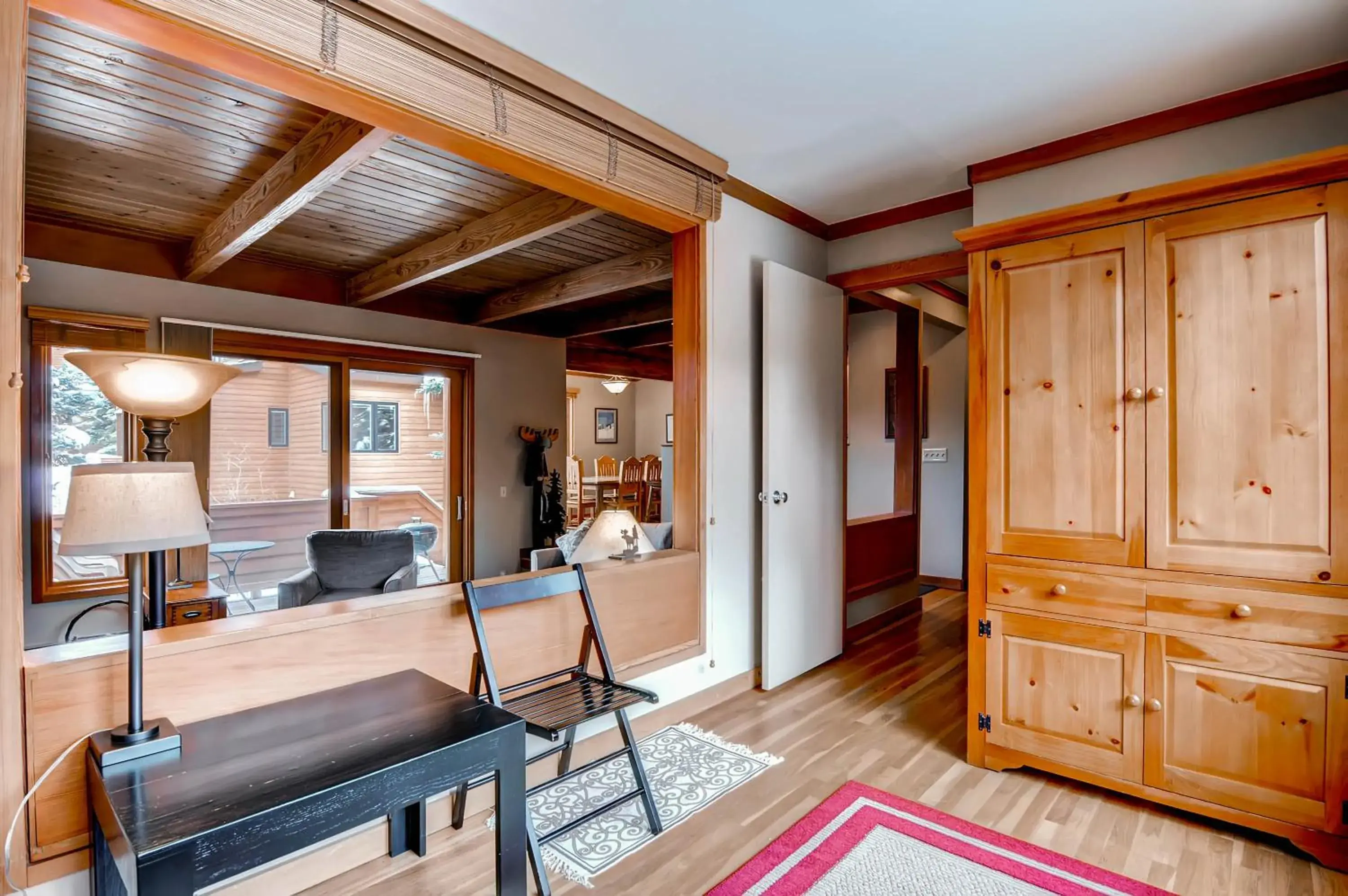 Bedroom, Lounge/Bar in Aspen Ridge Condominiums by Keystone Resort