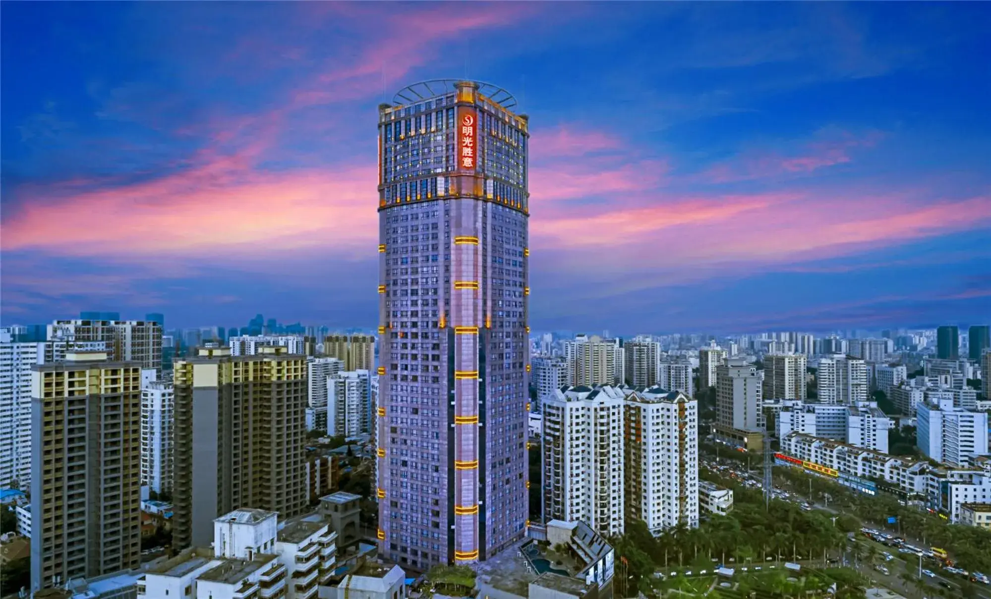 Nearby landmark in Haikou Mingguang Shengyi Hotel (Previous Mingguang International Hotel)