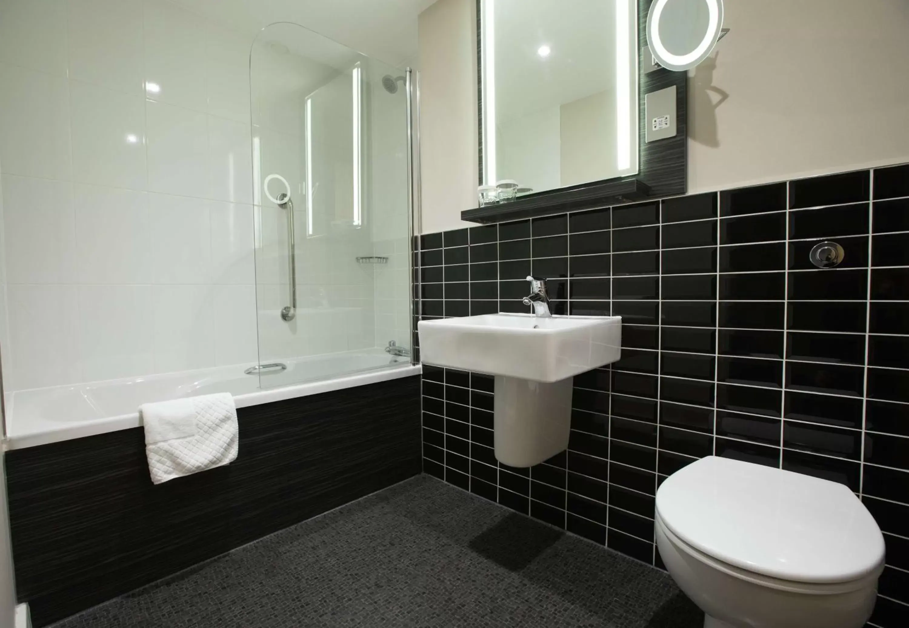 Bathroom in DoubleTree by Hilton Coventry Building Society Arena