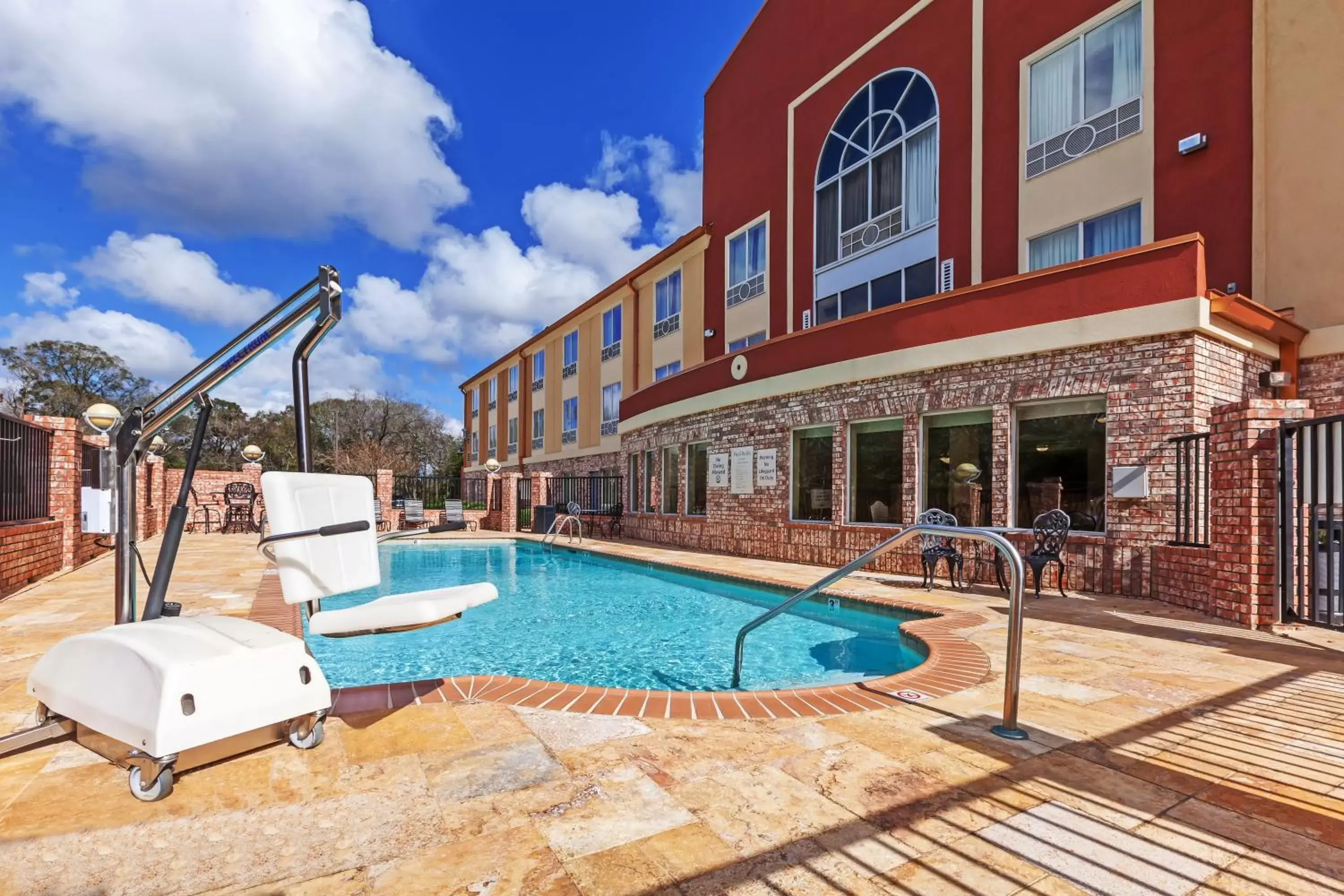 Swimming Pool in Holiday Inn Express Hotel & Suites Lafayette South, an IHG Hotel