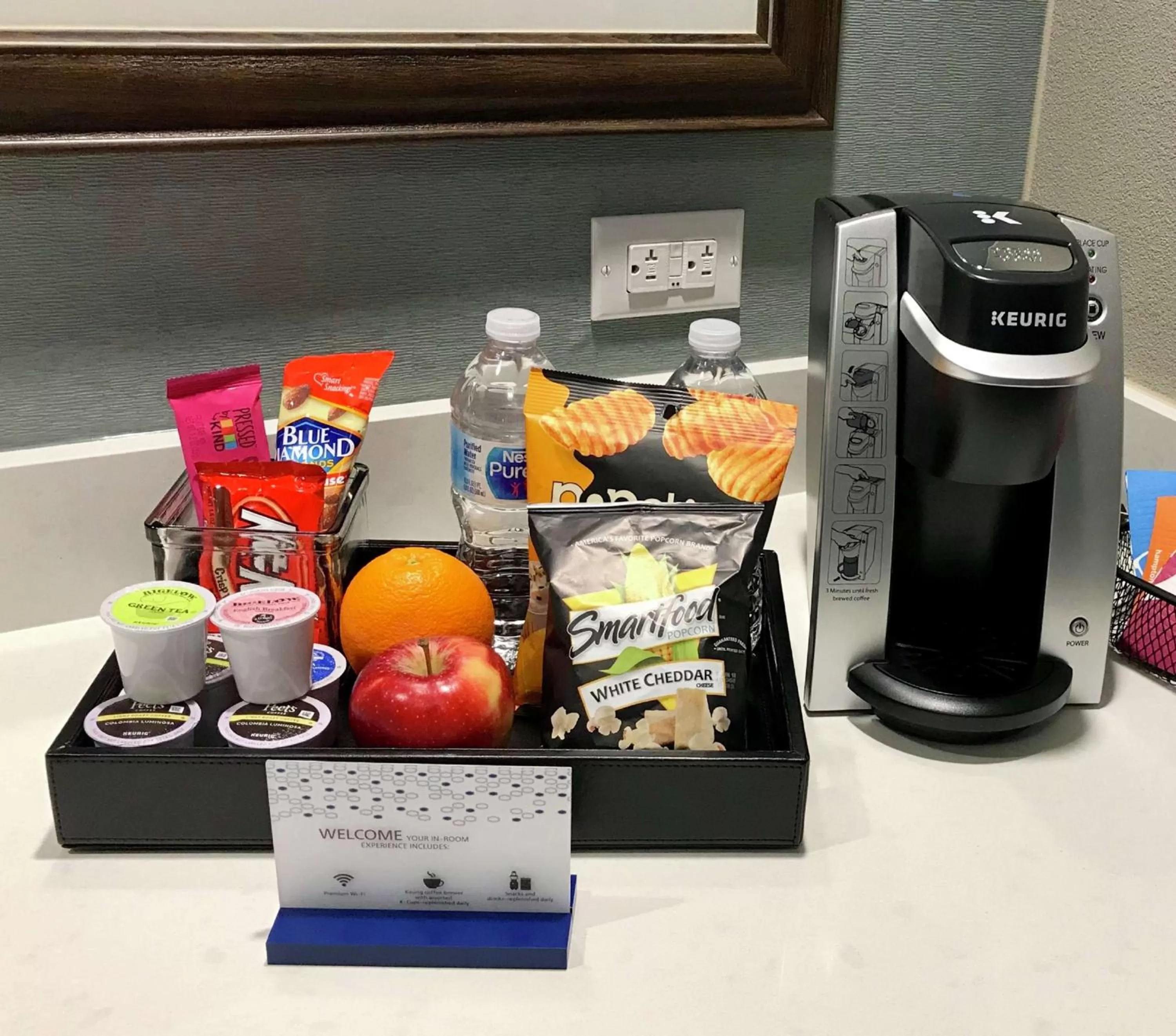 Kitchen or kitchenette in Hampton Inn & Suites Greenville Airport