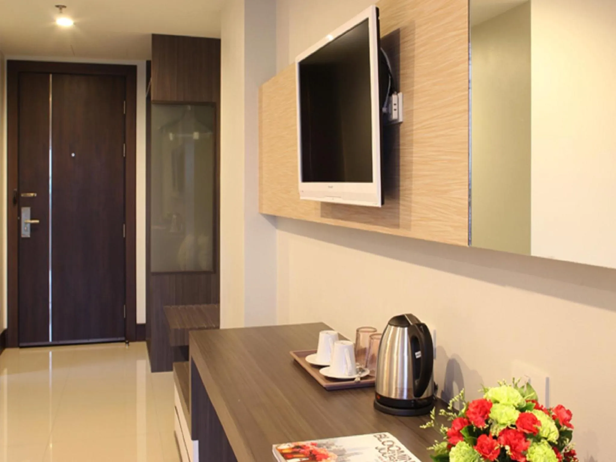 Deluxe Twin Room Only - No Transfer in Crystal Suites Suvarnbhumi Airport