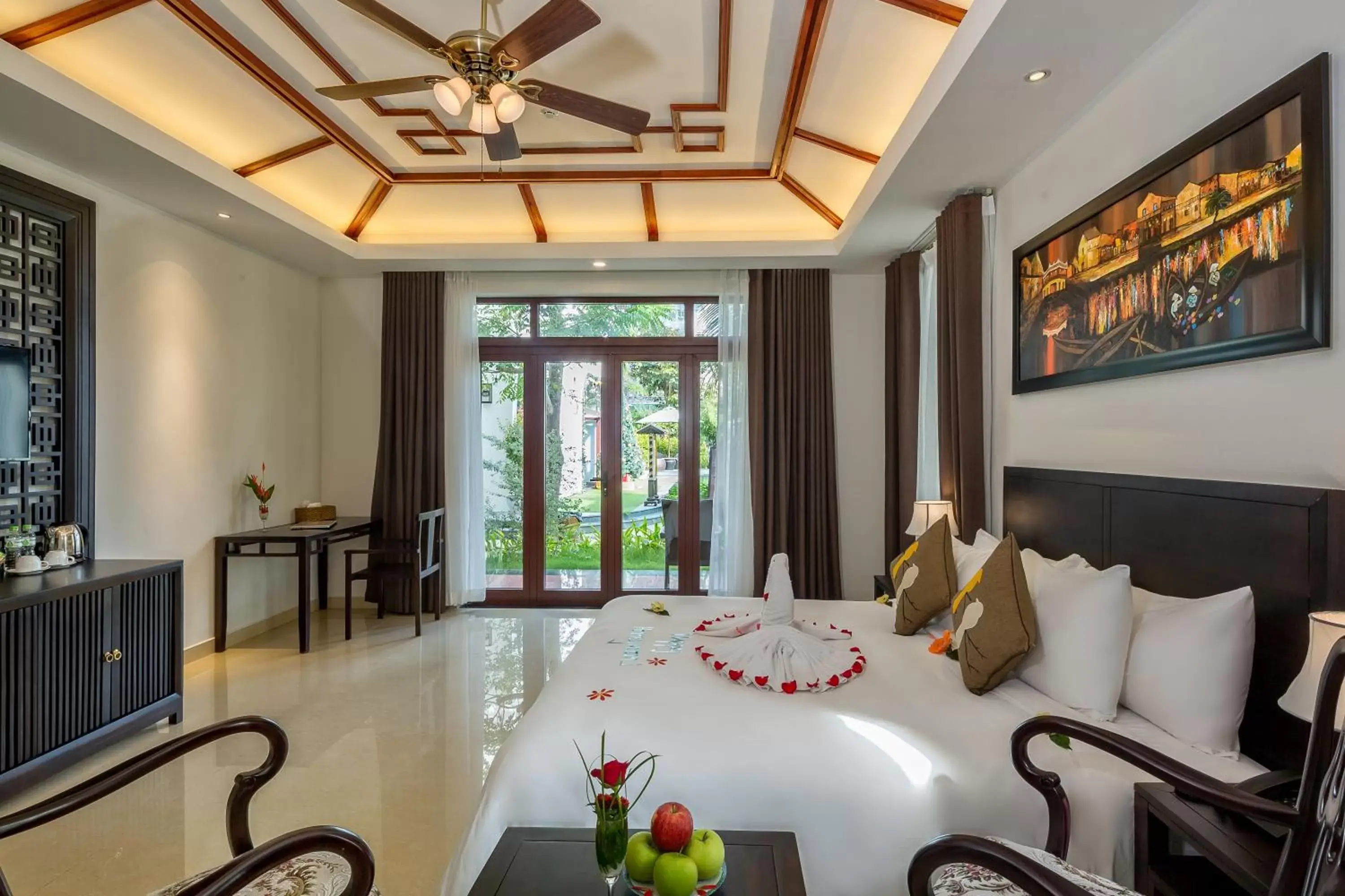 Superior Double Room with Balcony in Hoi An Emotion Boutique Hotel