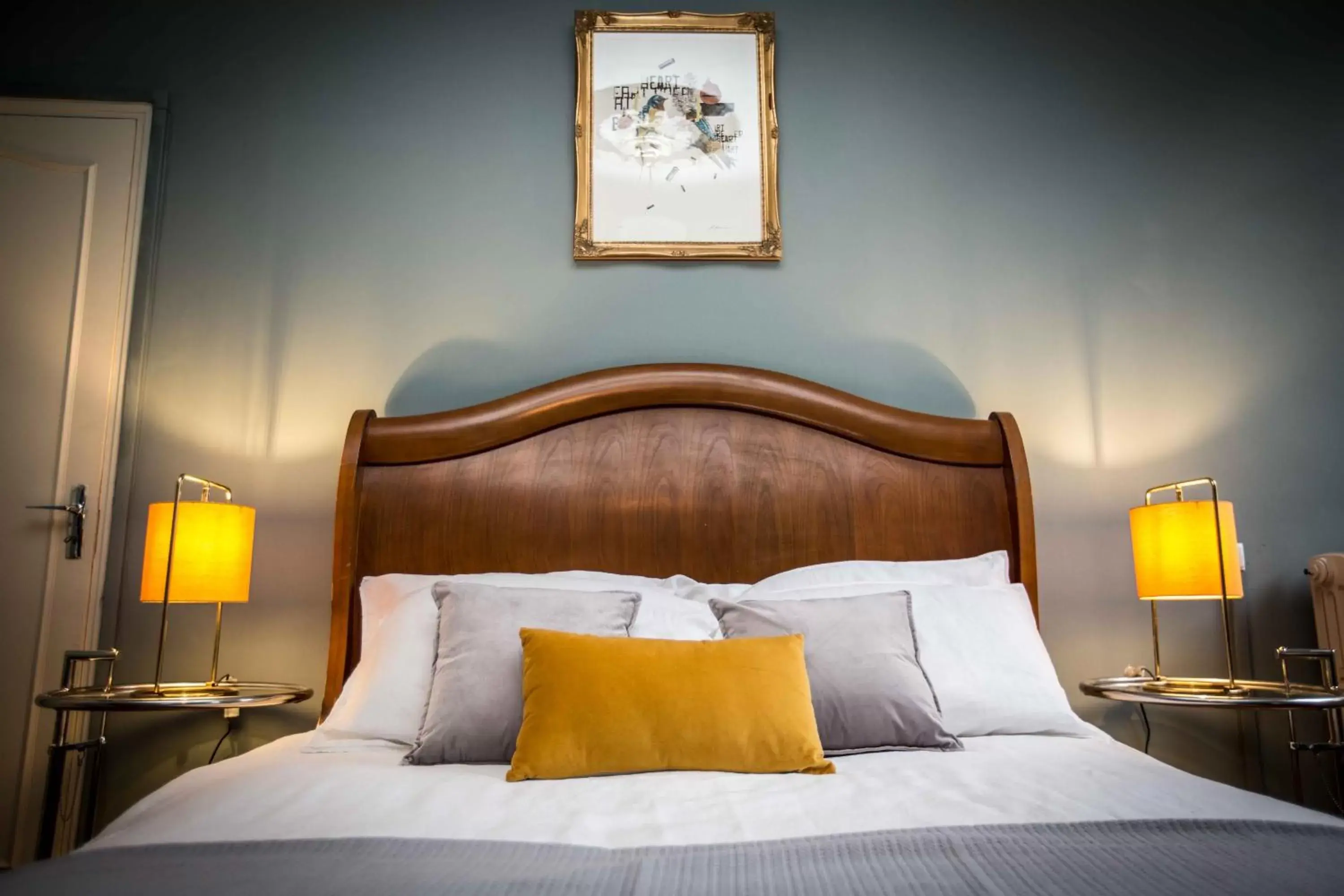 Decorative detail, Bed in Carcassonne Townhouse