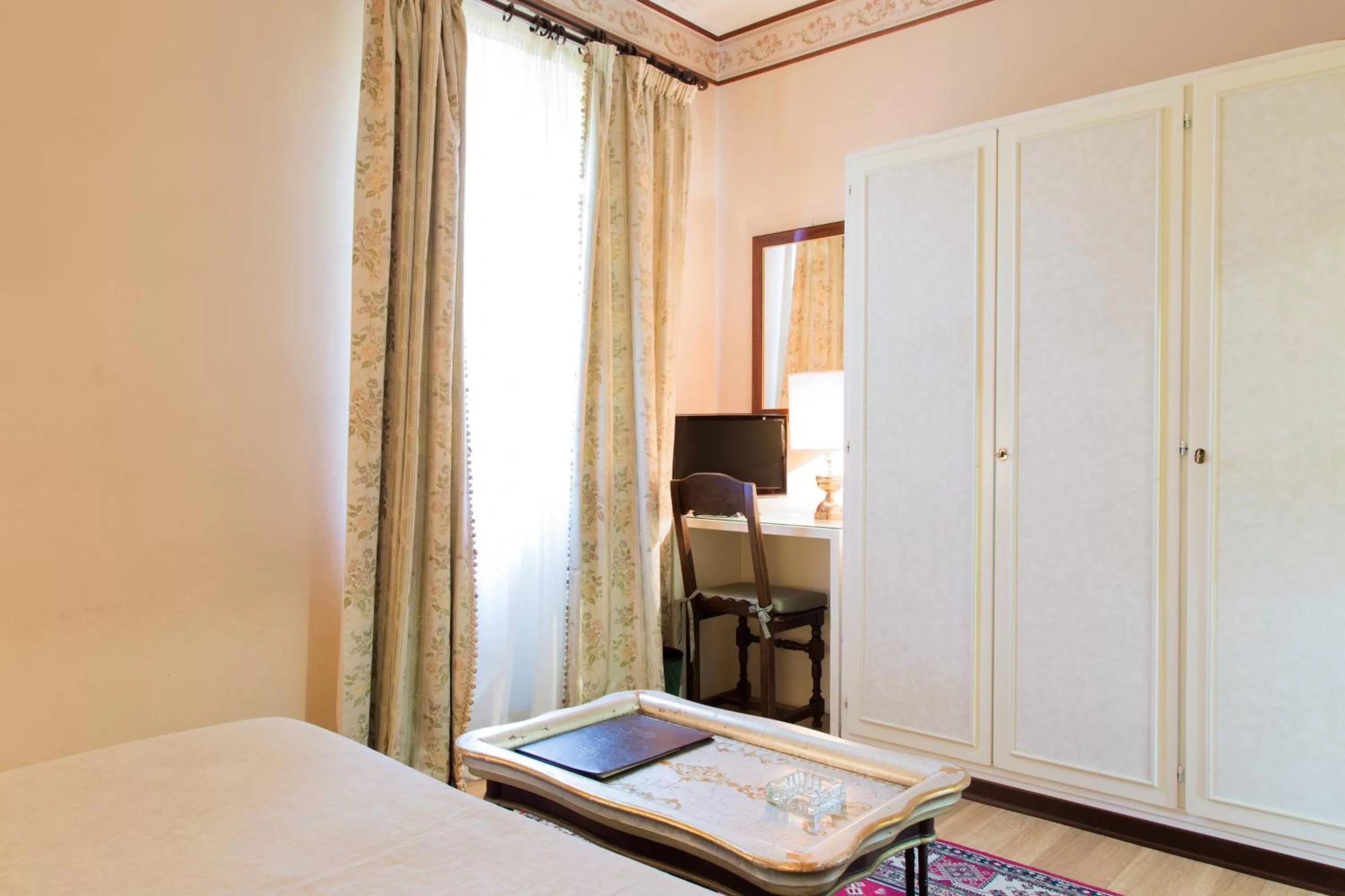 Classic Double Room in Hotel Bramante