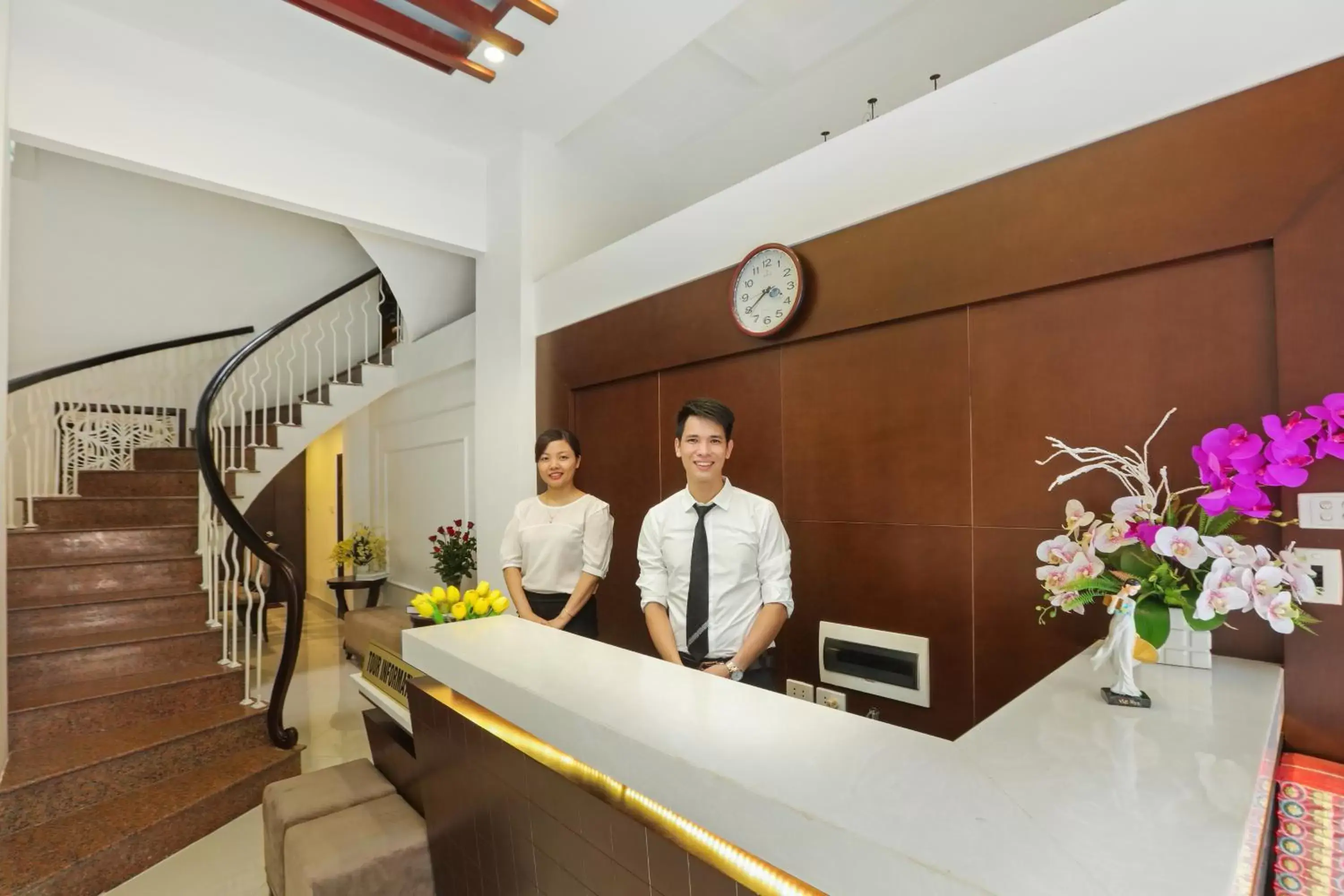 Lobby or reception, Staff in Hanoi La Vision Hotel