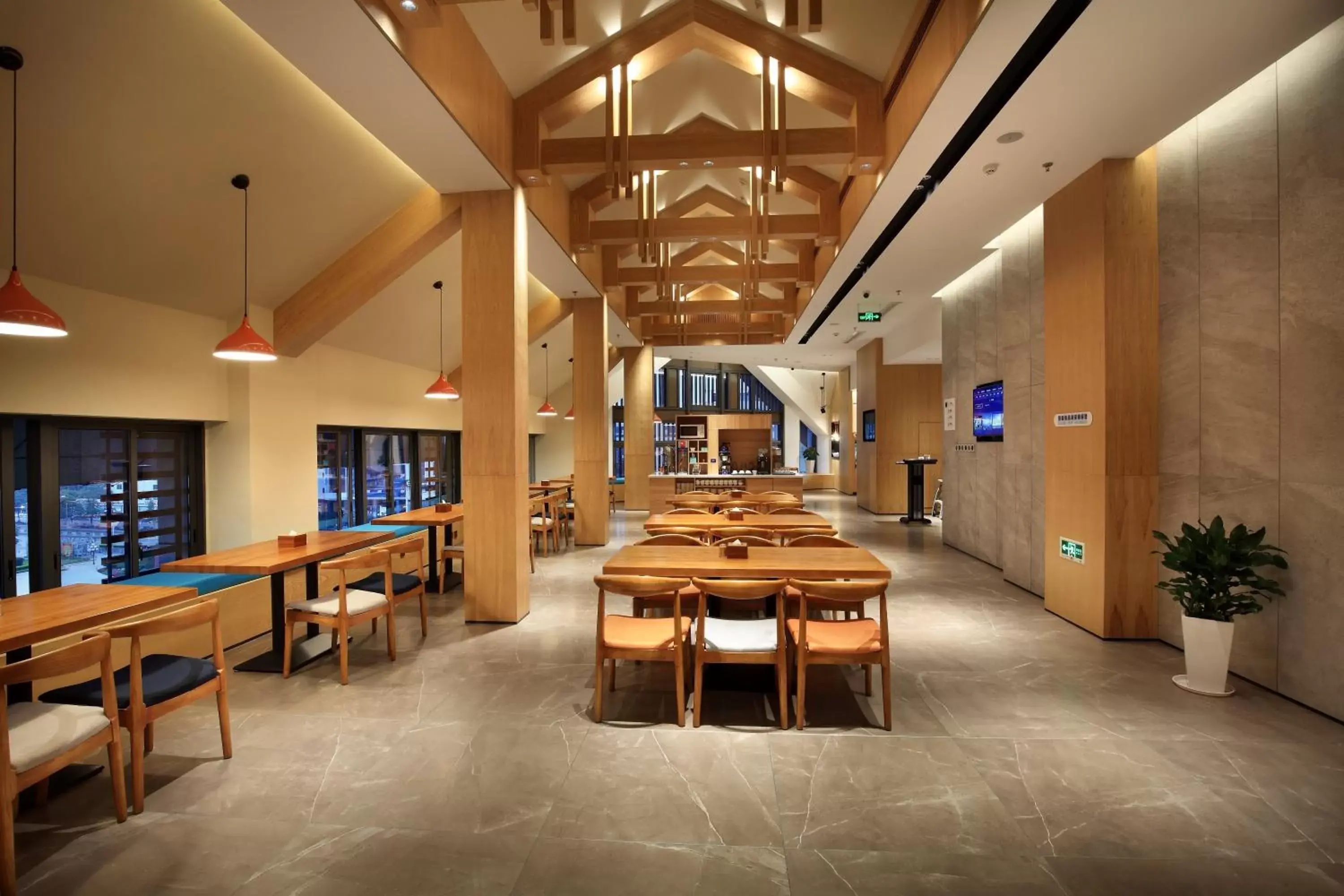 Restaurant/Places to Eat in Holiday Inn Express Guilin City Center, an IHG Hotel