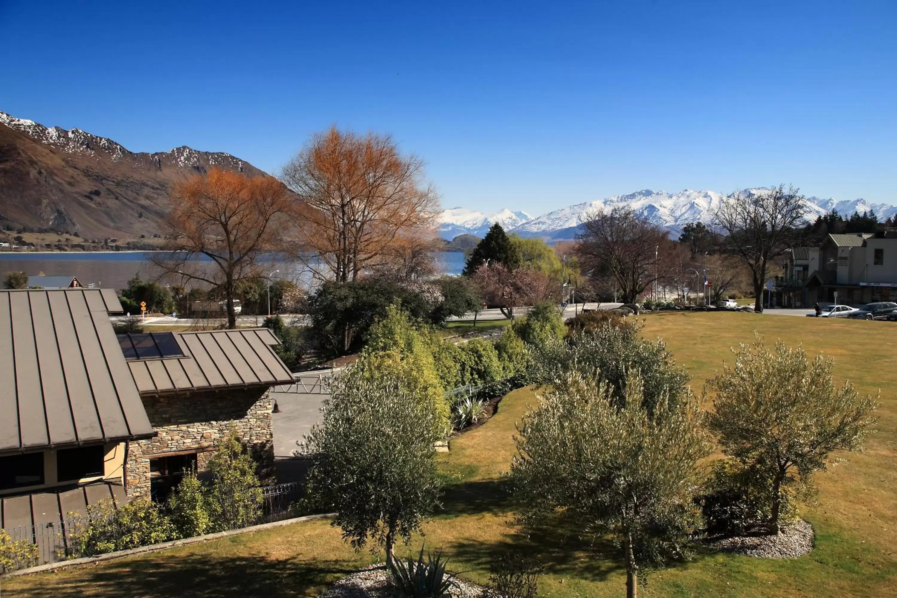 Garden in Wanaka Hotel